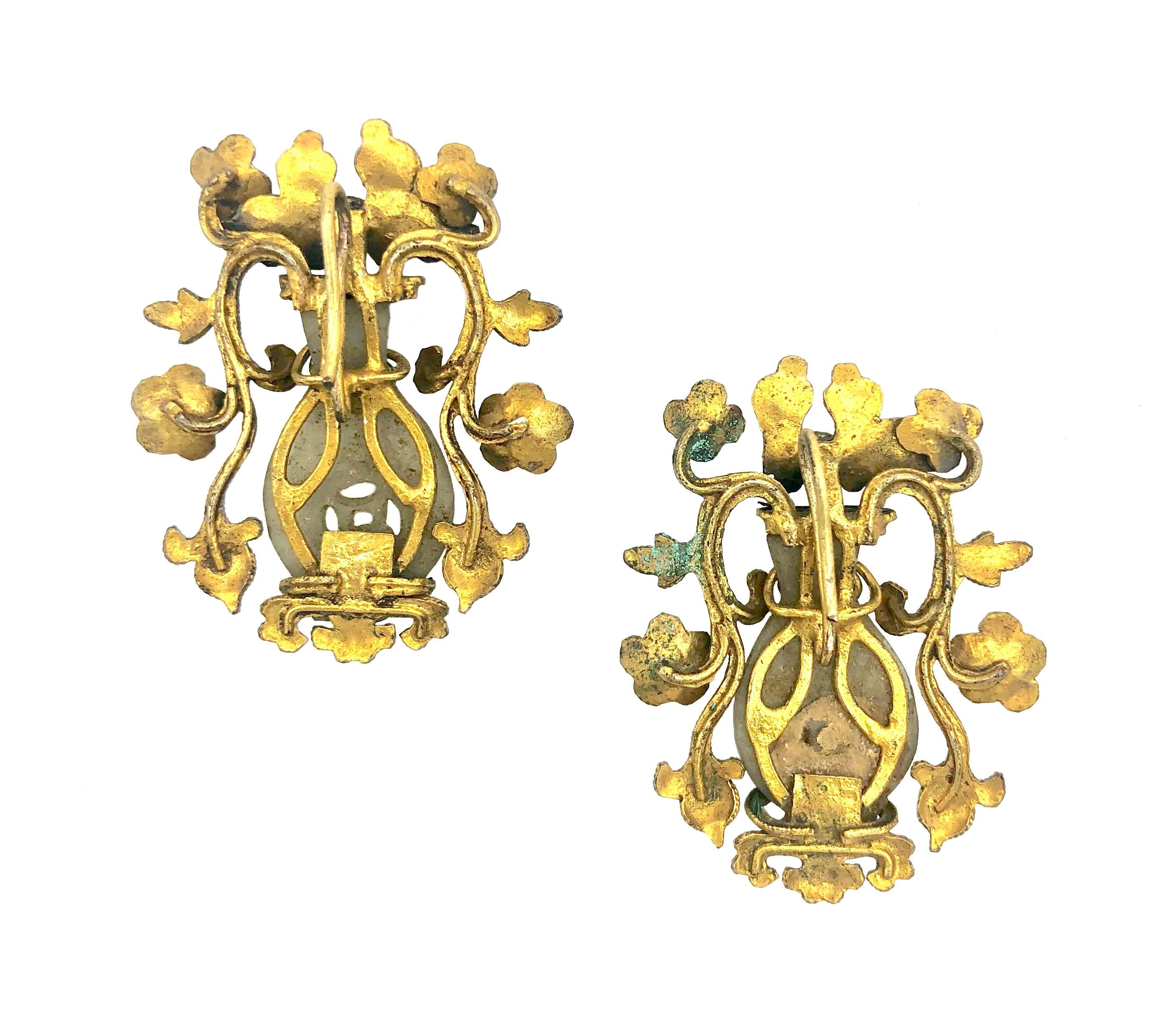 Antique Chinese Mutton Fat Jade Earrings Lotus Flowers Vases Gilt Metal Feathers In Good Condition For Sale In Munich, Bavaria