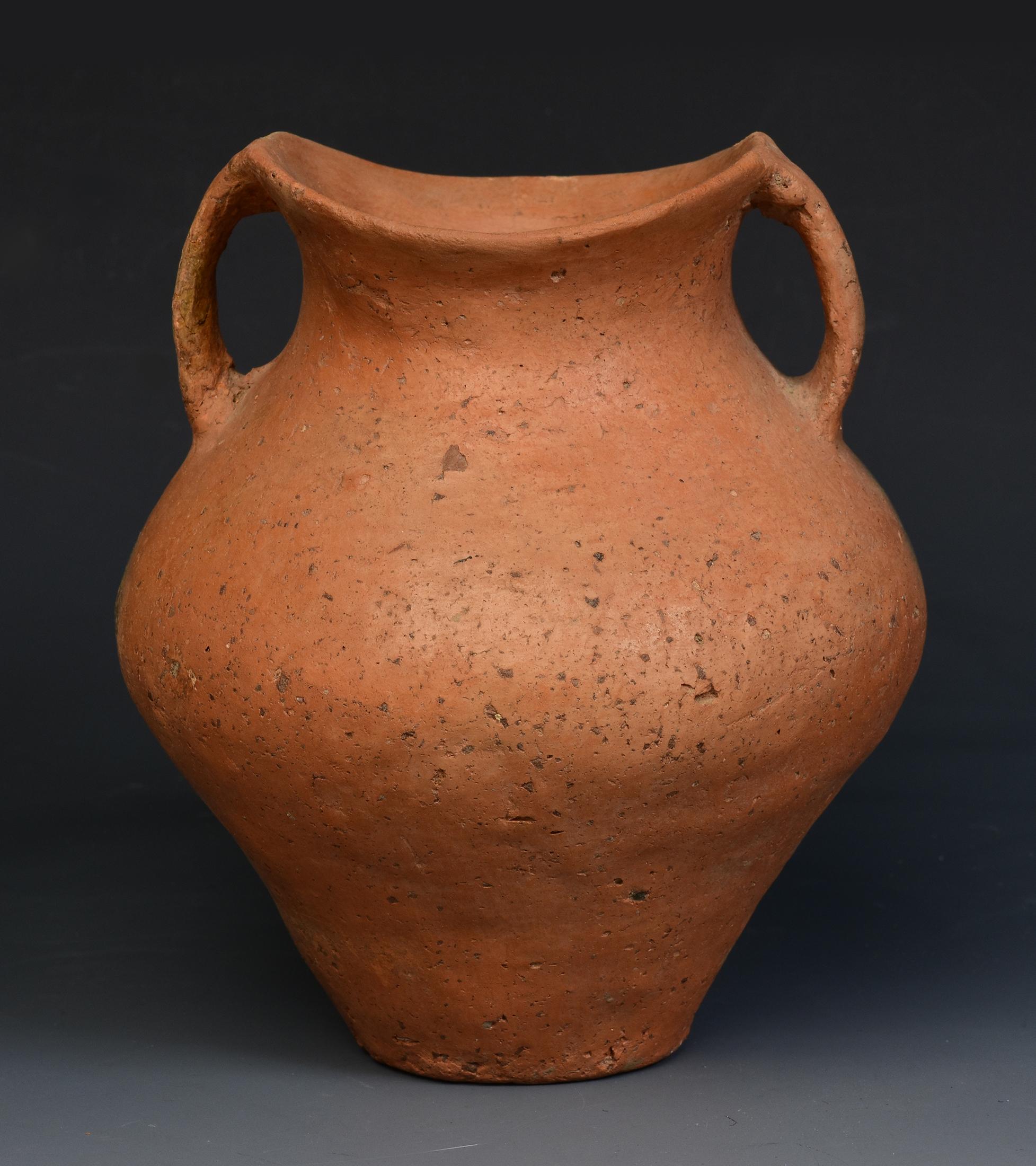 Antique Chinese Neolithic Siwa culture pottery Amphora jar.

Age: China, Neolithic period, 1350 B.C.
Size: Height 15.6 C.M. / Width 13.3 C.M.
Condition: Well-preserved old burial condition overall.

100% satisfaction and authenticity guaranteed with