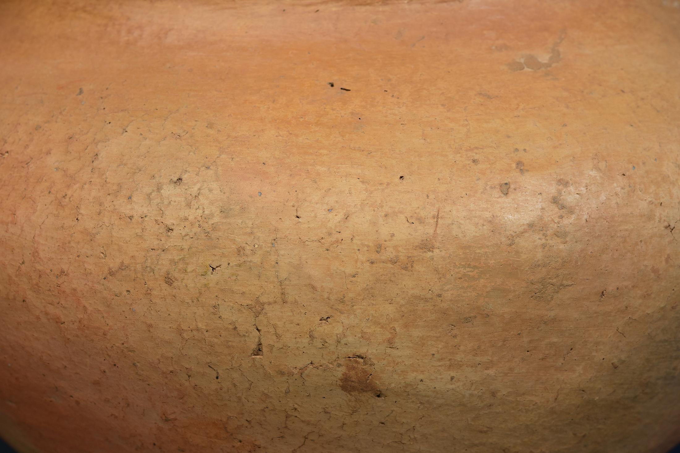 Antikes chinesisches neolithisches Amphorengefäß aus Siwa-Zuchtkeramik im Zustand „Gut“ im Angebot in Sampantawong, TH