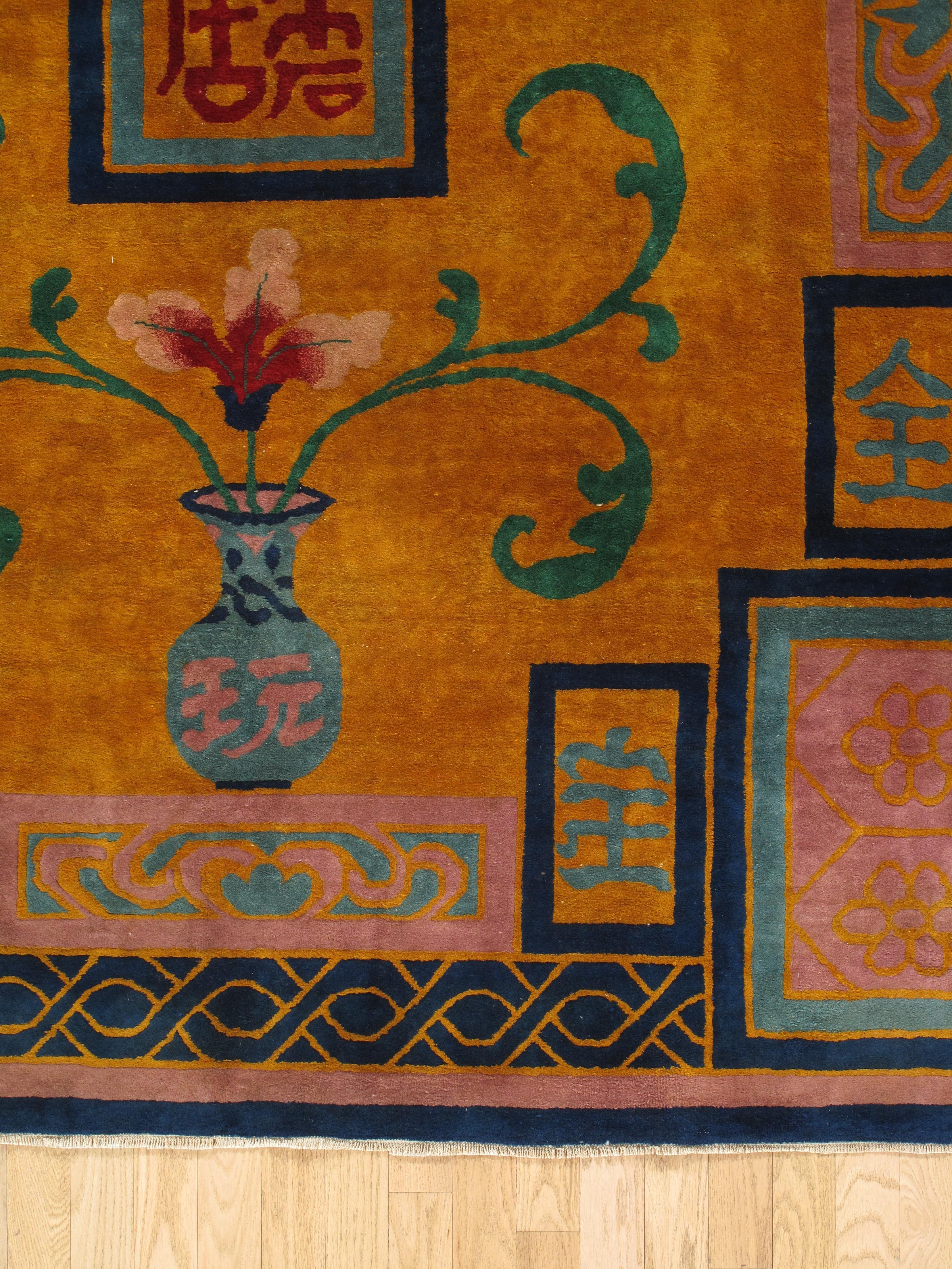 Antique Chinese Nichols Carpet, Gold, Blue, Green, Navy Carpet Handmade Wool Rug In Excellent Condition For Sale In Port Washington, NY