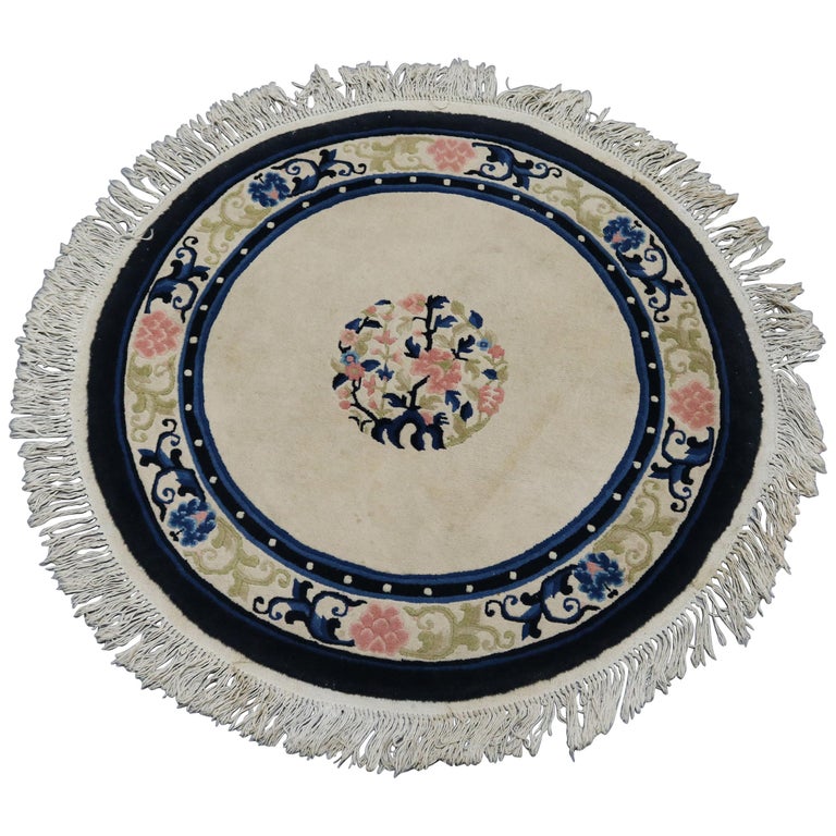 Round Blue And White Wool Oriental Rug, Round Wool Persian Rug