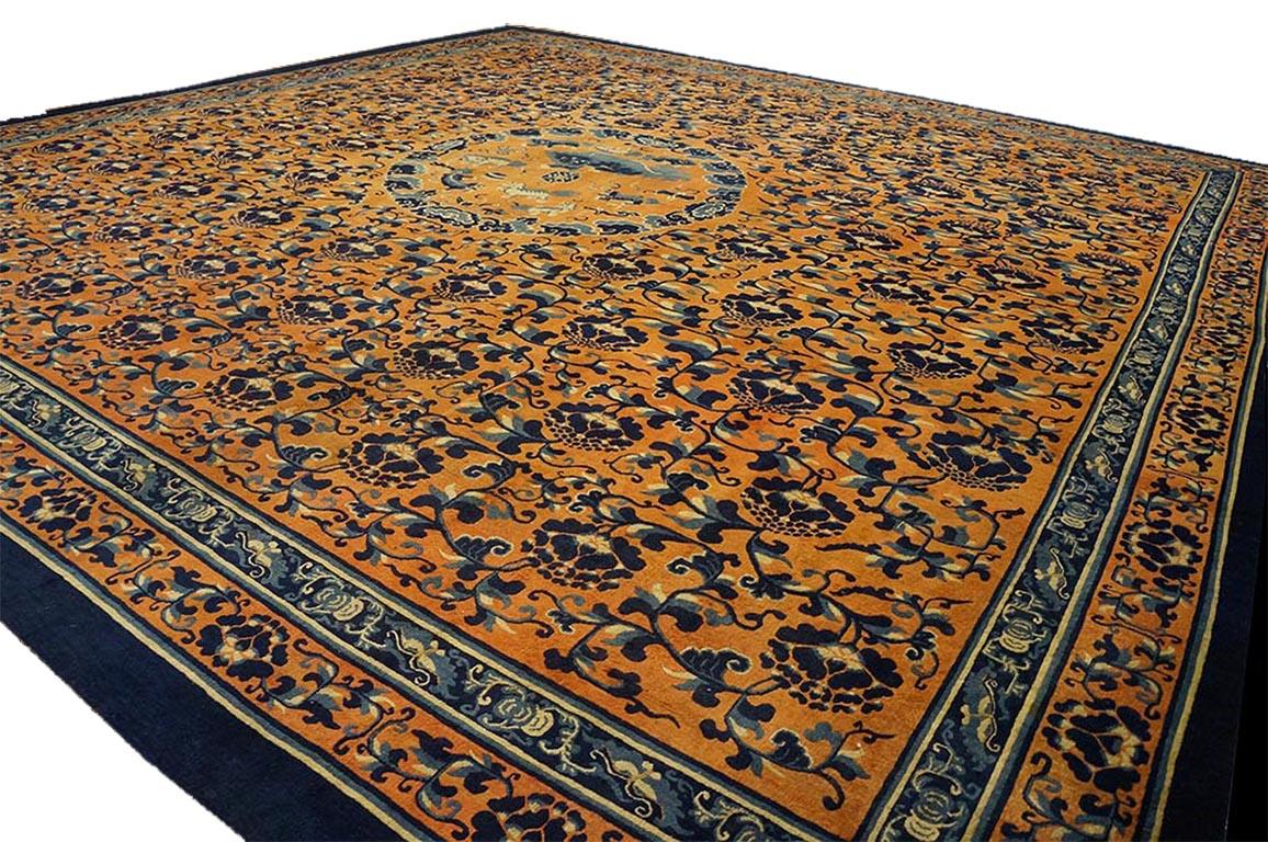 Mid-19th Century Mid 19th Century Chinese Ningxia Carpet ( 17'10