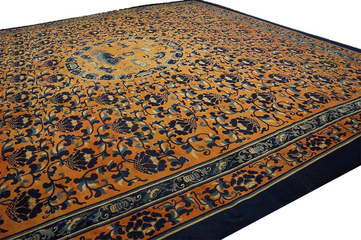 Wool Mid 19th Century Chinese Ningxia Carpet ( 17'10