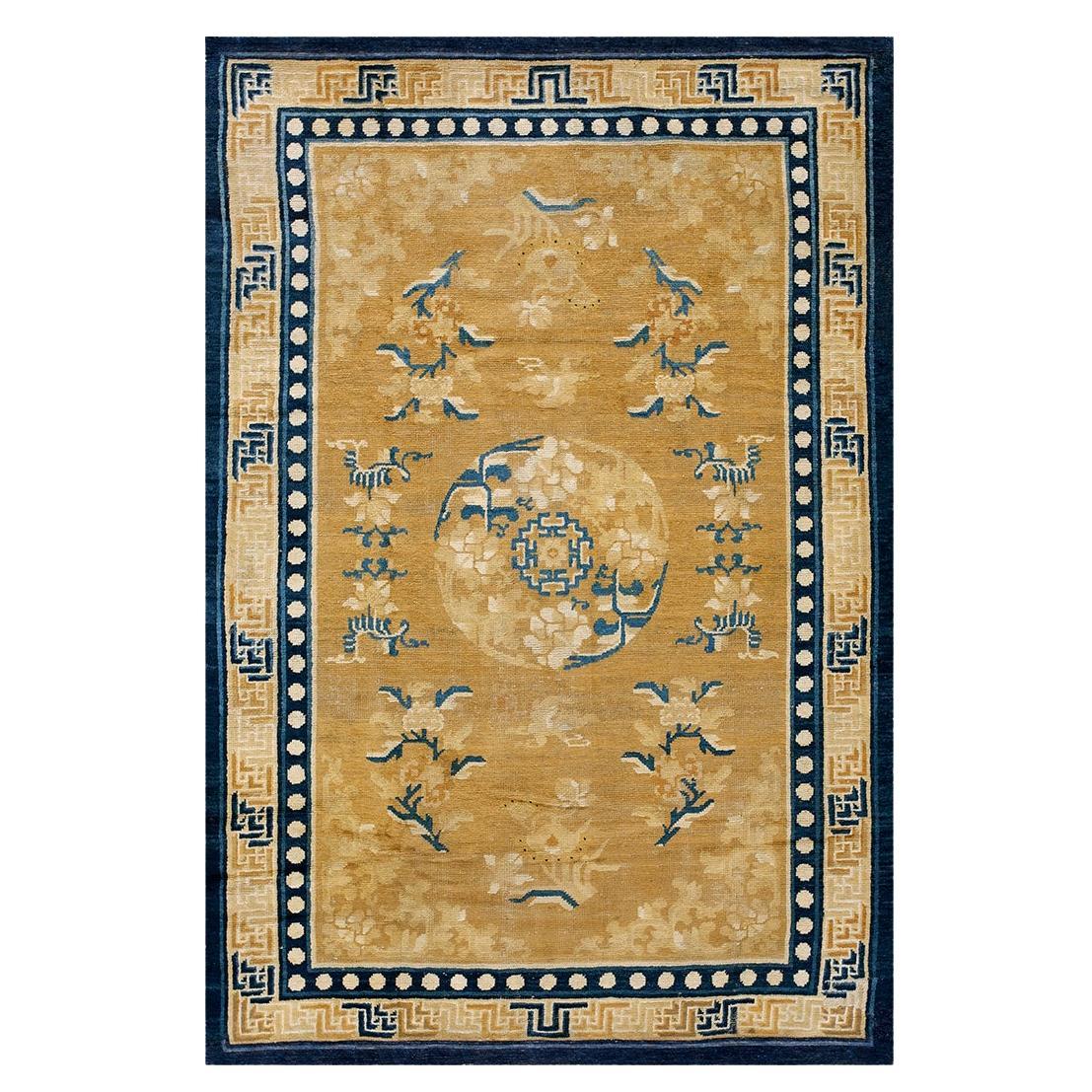 Tapis Ningxia de la fin du XVIIIe siècle (04''10 x 6''10 - 147 x 208 ) 