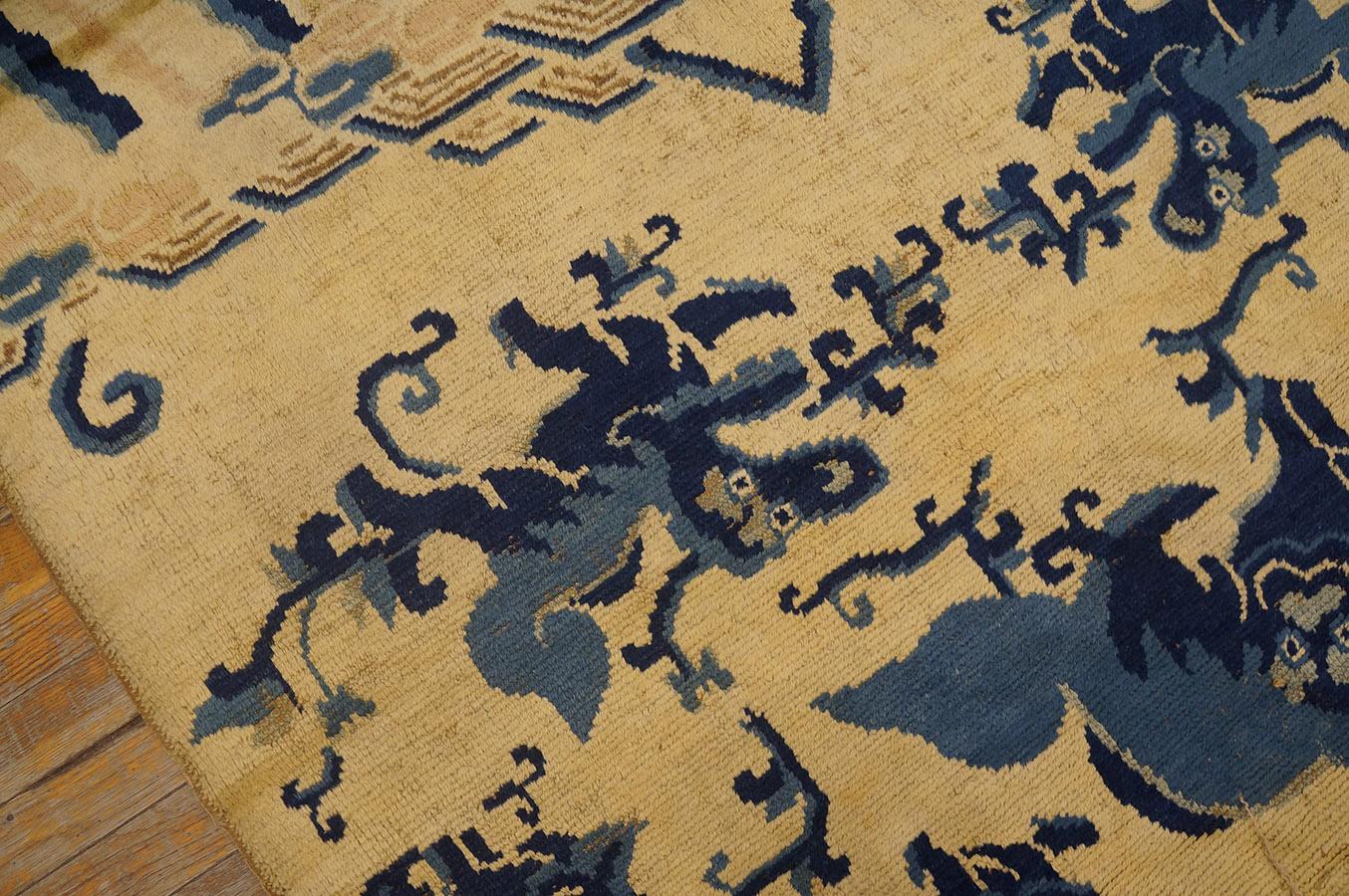Milieu du XIXe siècle Tapis Ningxia chinois ancien de 4' 4'' x5' 8'' pouces en vente