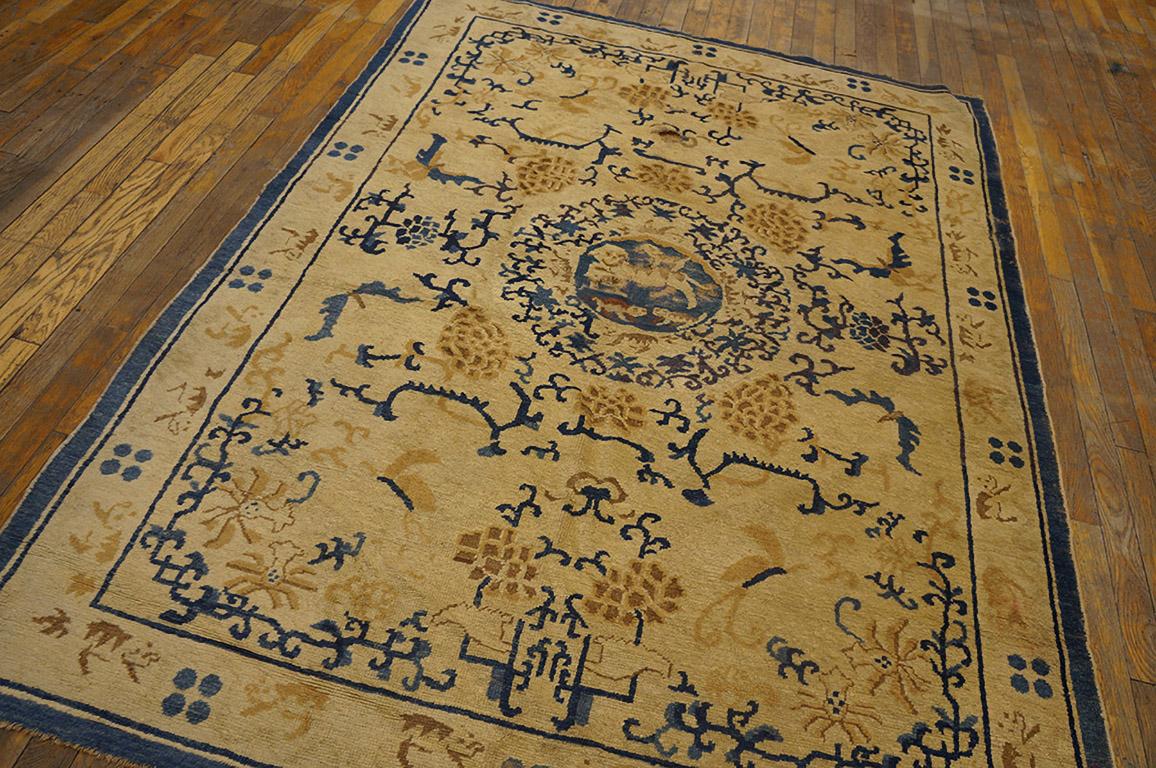 Chinesischer Ningxia-Teppich des 19. Jahrhunderts ( 1,43 m x 1,83 m – 147 x 198 cm) (Handgeknüpft) im Angebot
