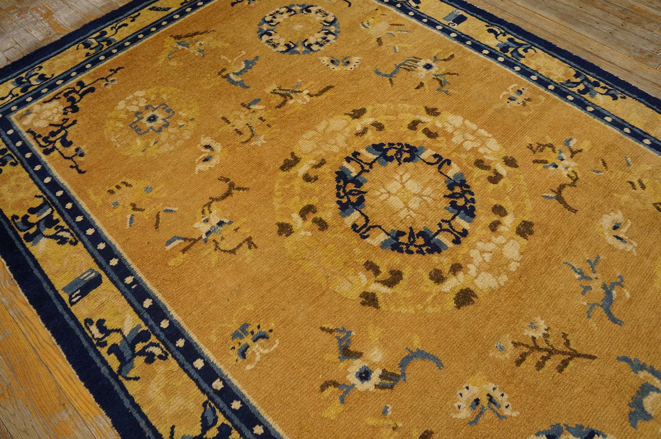 Late 18th Century Chinese Ningxia Carpet ( 5' x 8'1'' - 152 x 246 ) For Sale 1