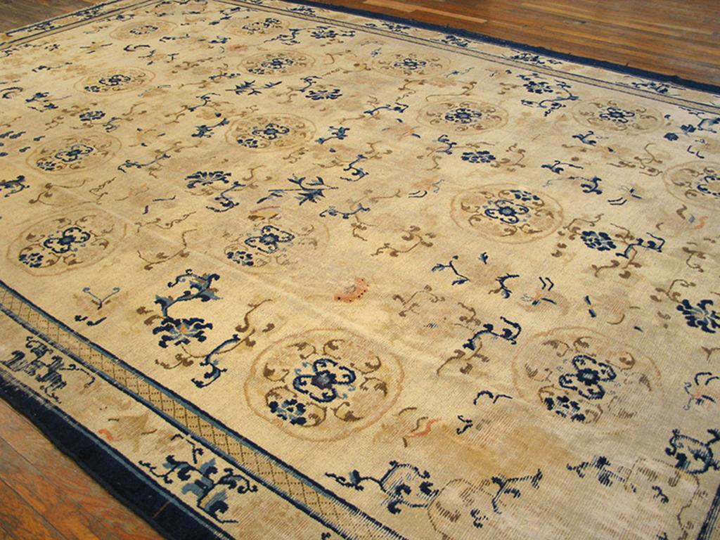 Wool Mid 19th Century Chinese Ningxia Carpet ( 9' x 13' - 275 x 395 cm )  For Sale