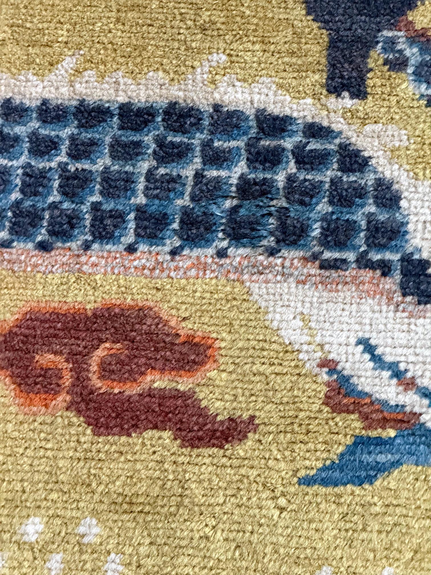 Antique Chinese Ningxia Tibetan Dragon Pillar Rug Qing Dynasty For Sale 4