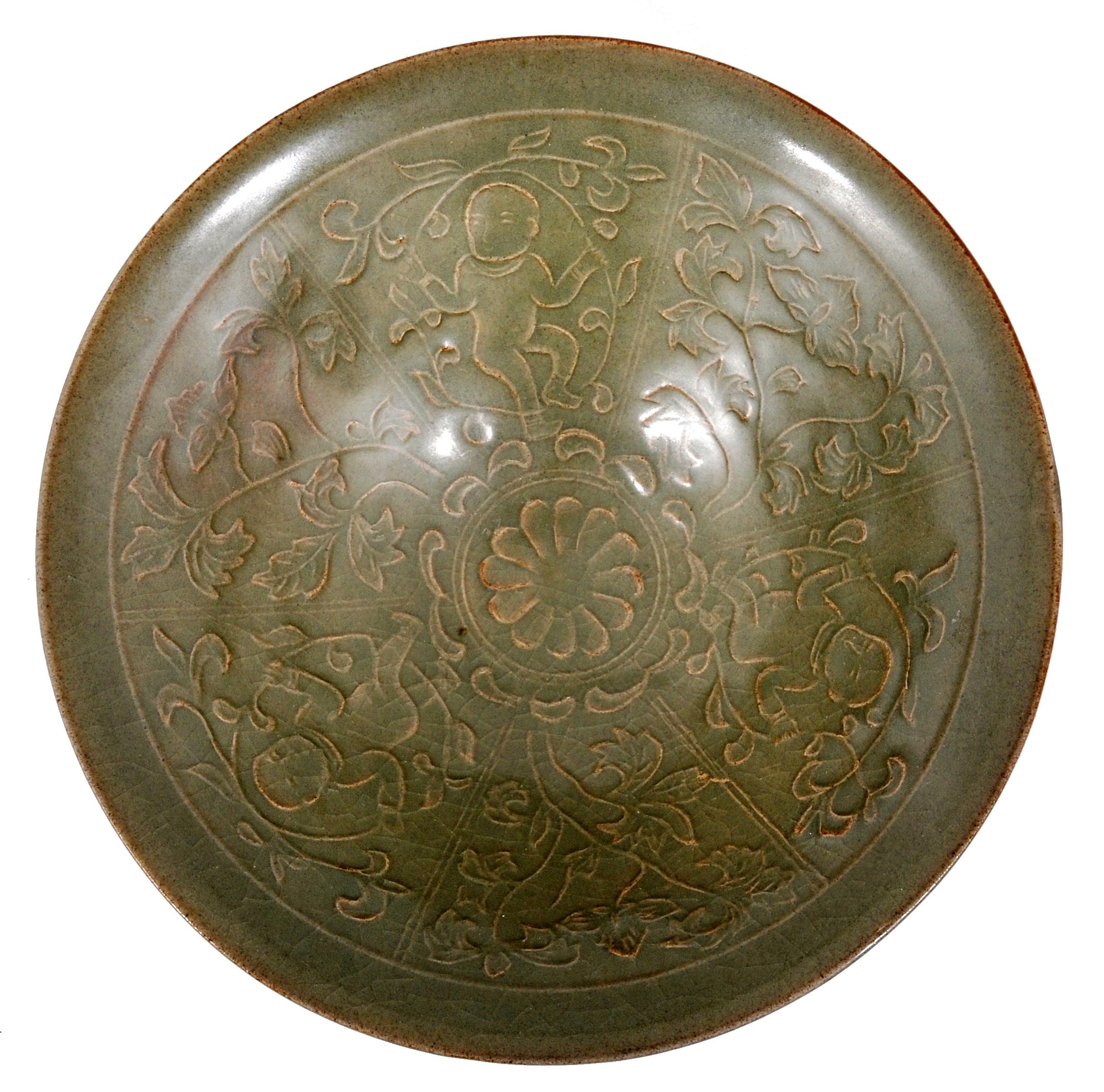 Antique Chinese Northern Song Dynasty Green Celadon Porcelain Yaozhou Bowl In Good Condition In Portland, OR