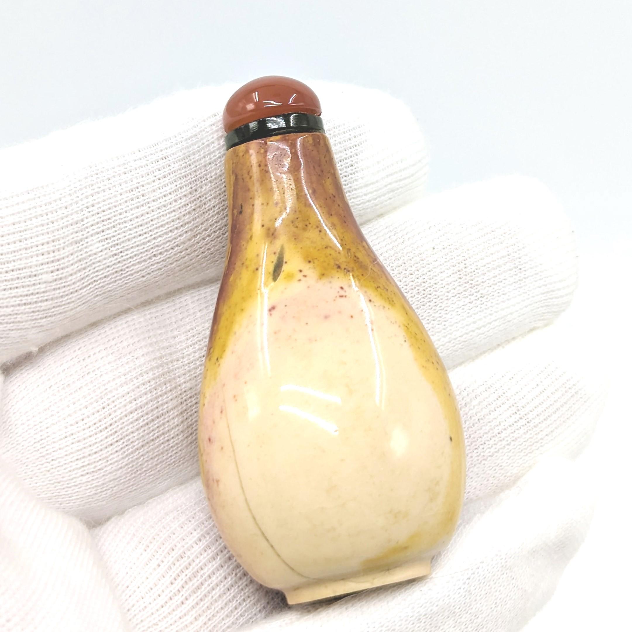 Antique Chinese Opaque Layered Amber Snuff Bottle 18c Qing 3