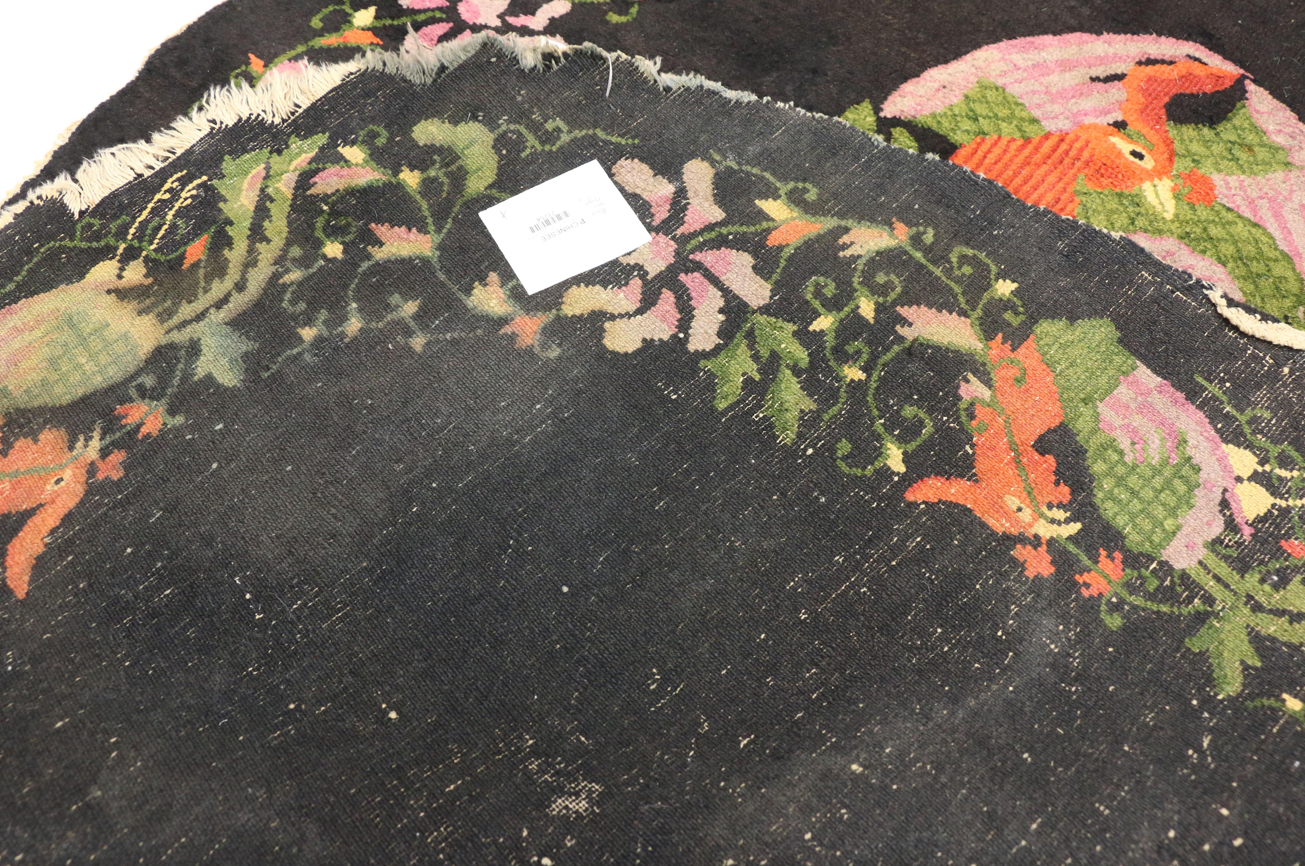 Antique Chinese Oval Accent Rug with Pictorial Phoenix Design In Distressed Condition For Sale In Dallas, TX