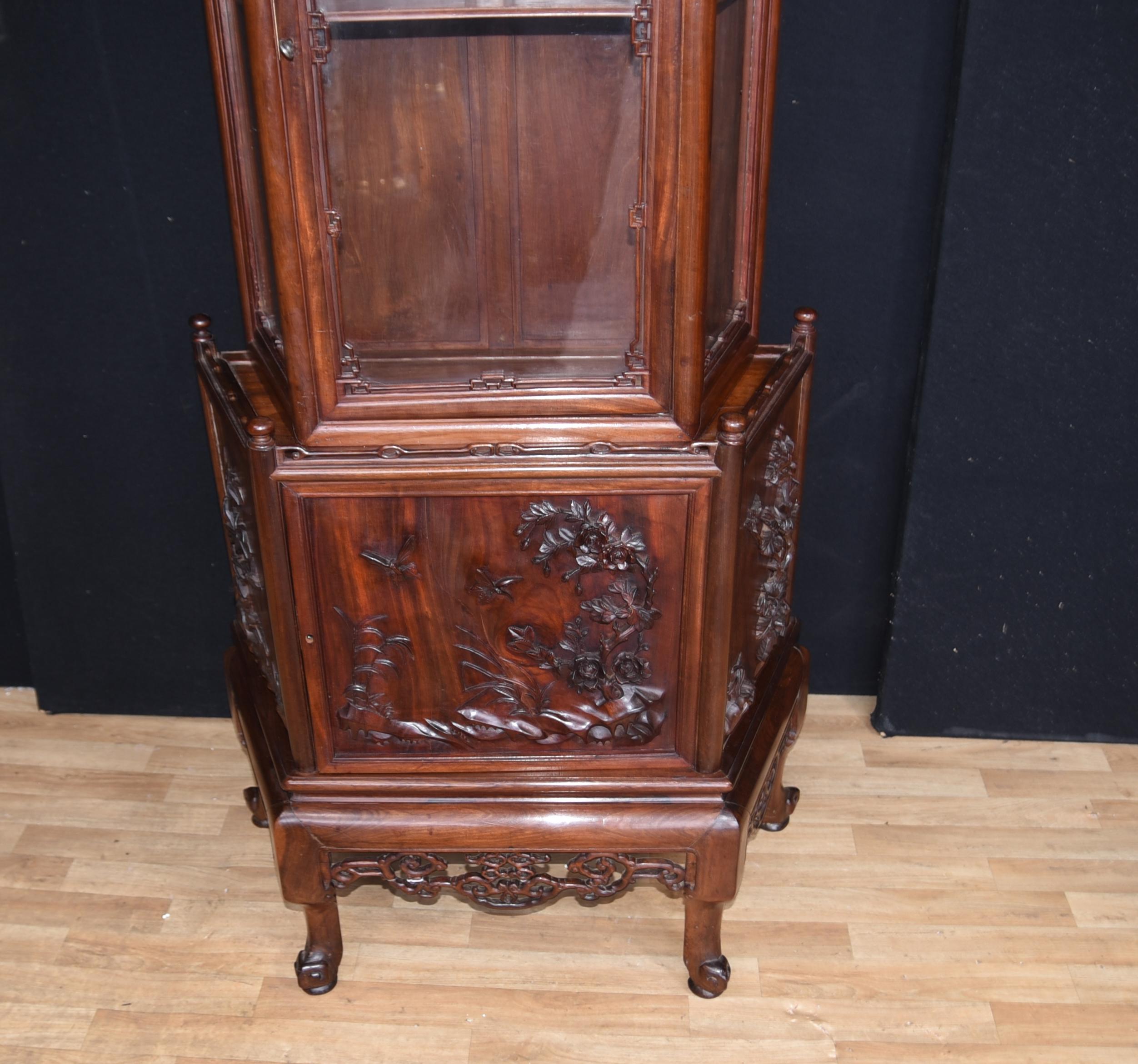Antique Chinese Padauk Hand Carved Display Cabinet Relief Carving Bookcase 1890 In Good Condition In Potters Bar, GB