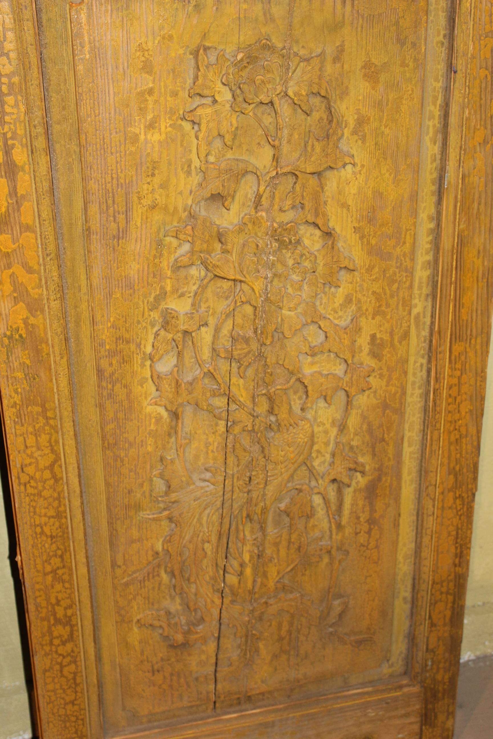 Antique Chinese Painted Four Panel Screen or Doors, Four Lucky Keys, circa 1916 1