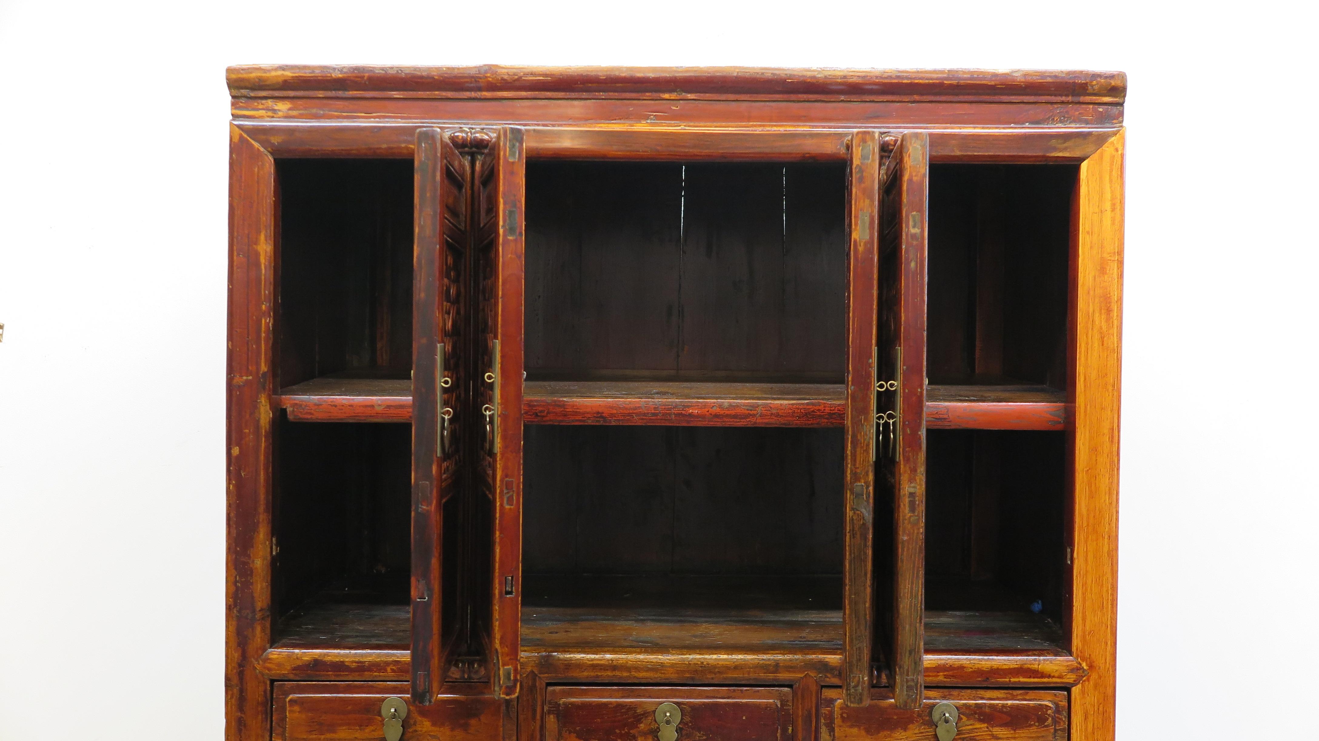 Antique Chinese Pantry Cabinet In Good Condition In New York, NY