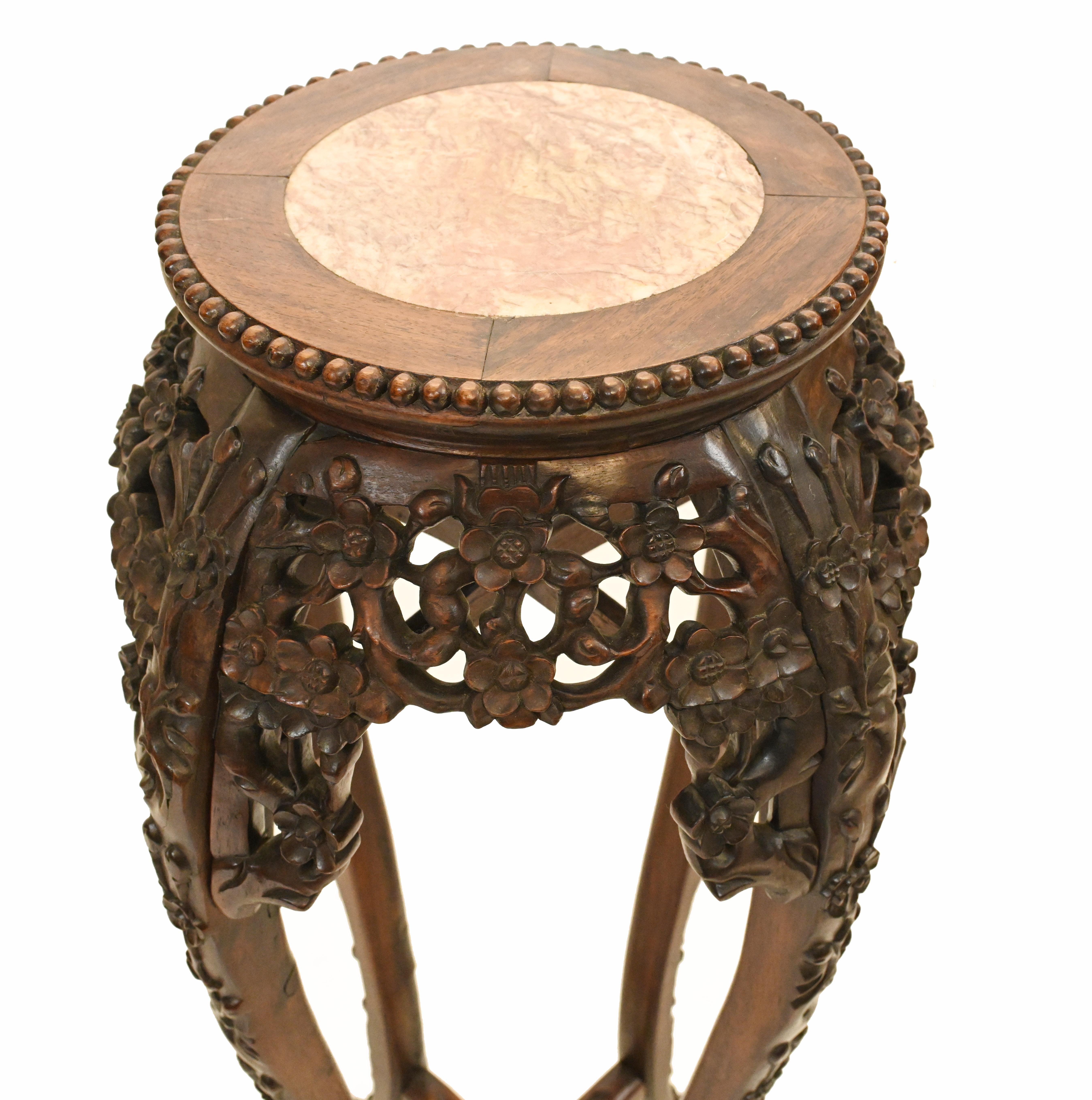 Antique Chinese Pedestal Stand Table Carved, 1840 In Good Condition For Sale In Potters Bar, GB
