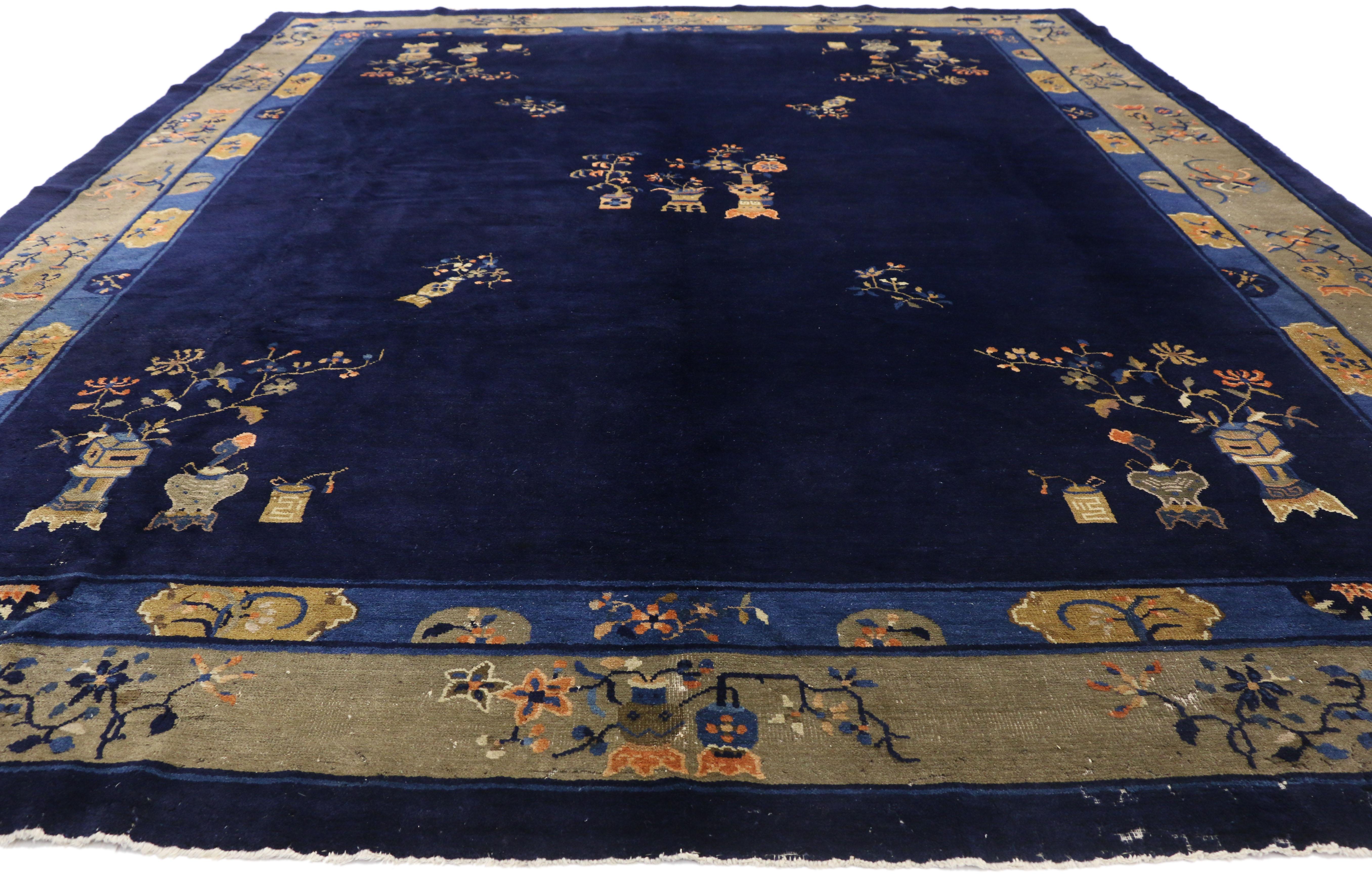 Antiker chinesischer Peking-Teppich im traditionellen Chinoiserie-Stil (Qing-Dynastie) im Angebot