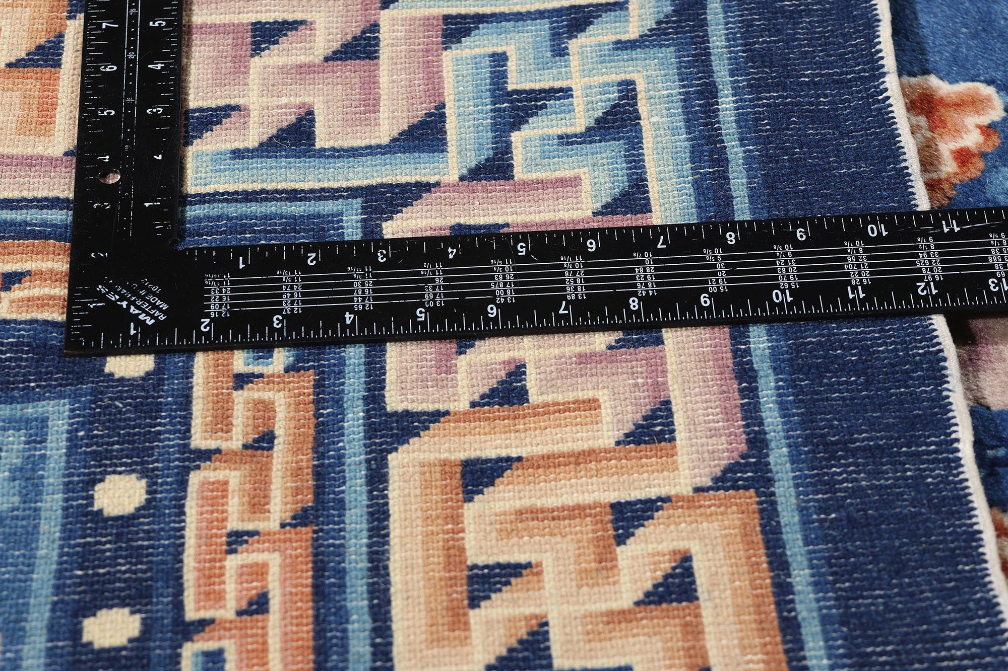 Tapis chinois pékinois ancien, 06'03 x 09'01 Bon état - En vente à Dallas, TX