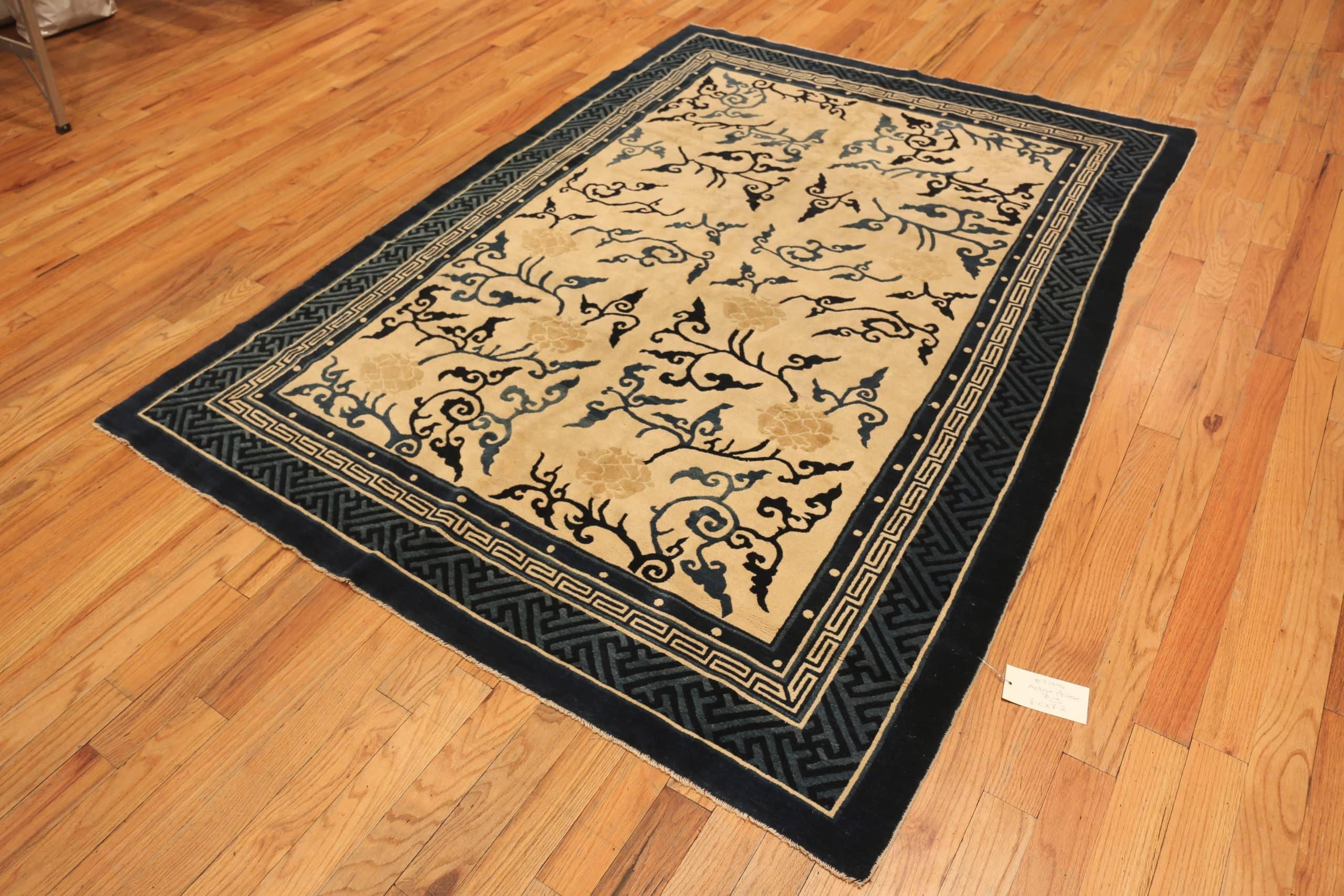 Hand-Knotted Antique Chinese Peking Rug. 6 ft x 8 ft 2 in For Sale