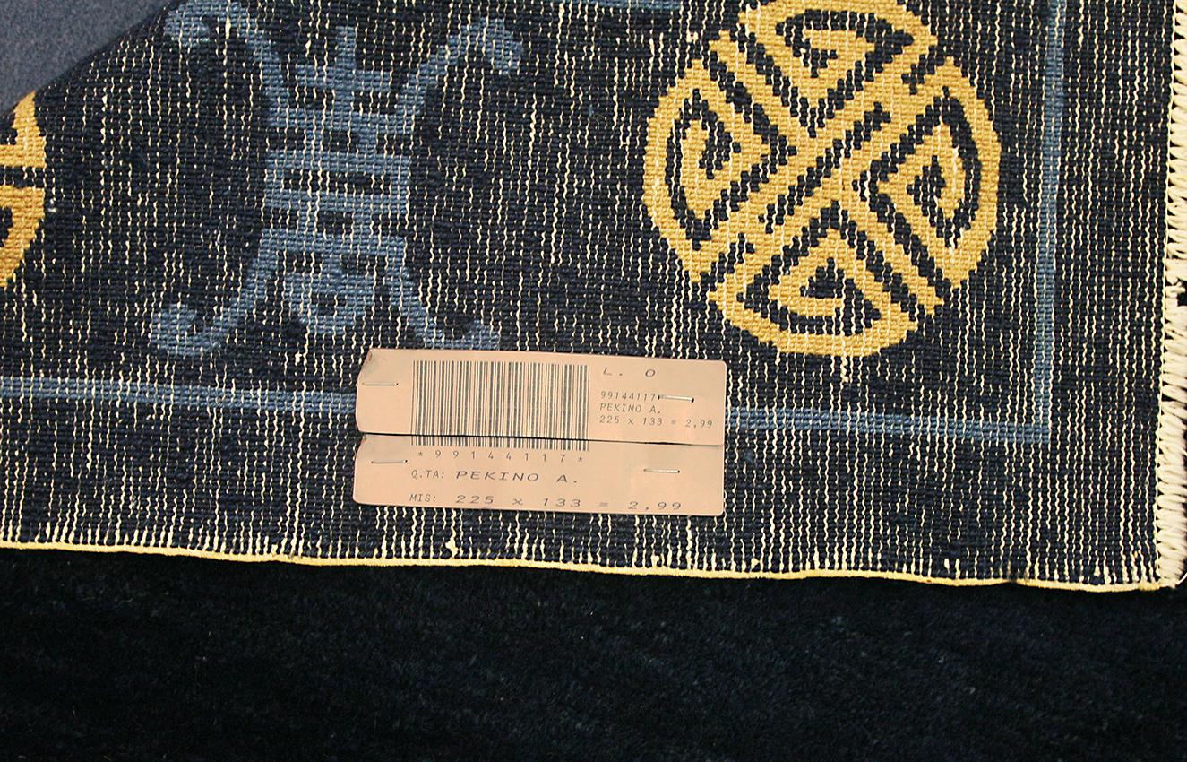 Antique Chinese Peking Deep Blue Color Rug, ca. 1900 In Good Condition For Sale In Ferrara, IT