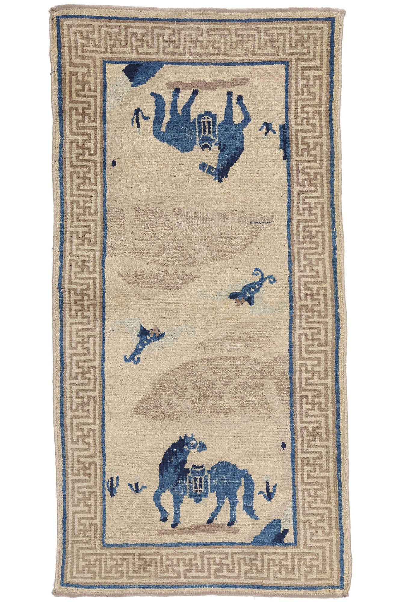 Antique Chinese Peking Pictorial Carpet, 02'00 x 03'11 For Sale 3
