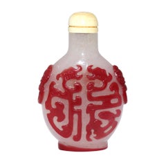 Antique Chinese Peking Red Overlay Snowflake Glass Snuff Bottle
