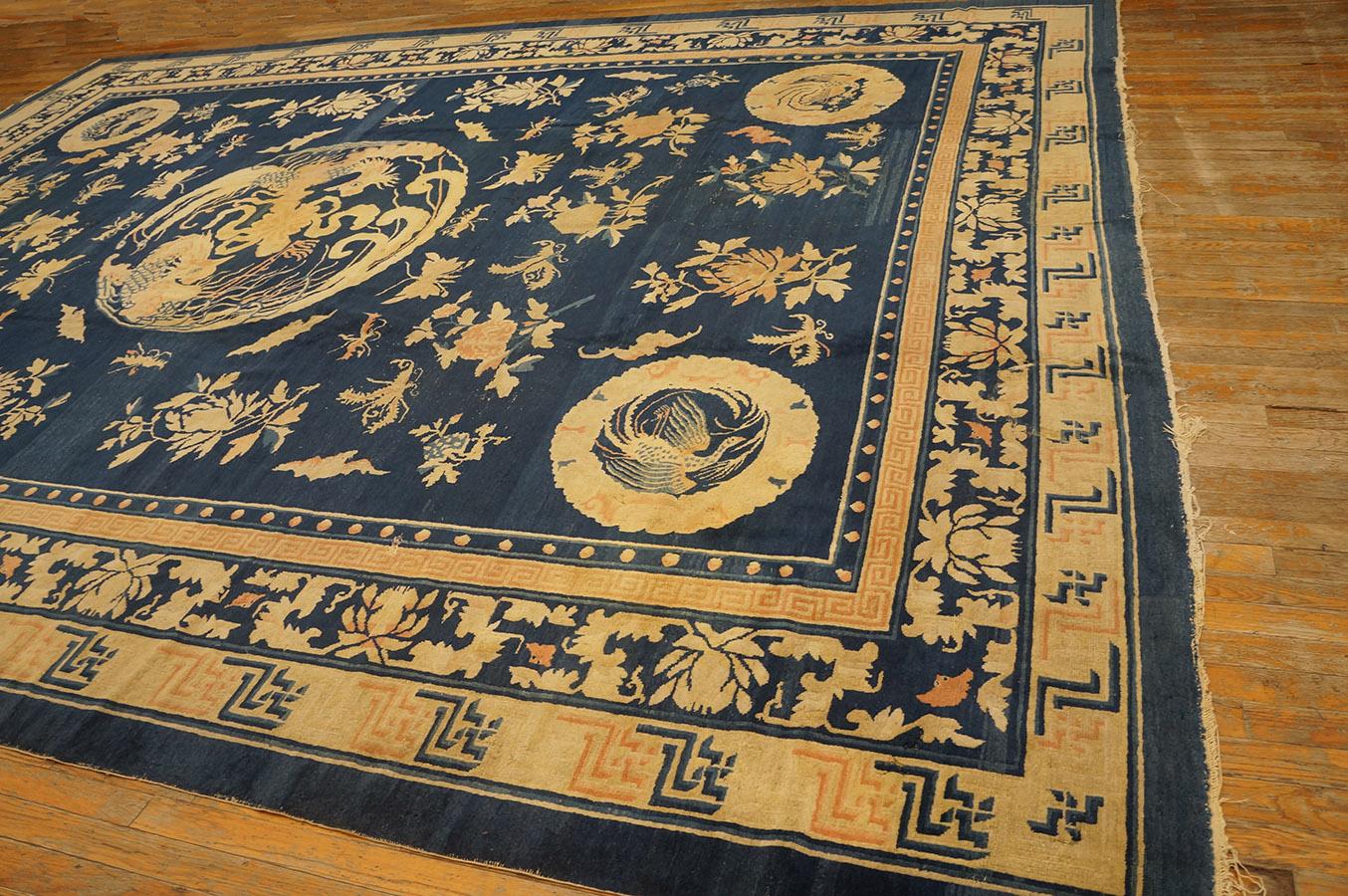 Lana Tappeto cinese di Pechino della fine del XIX secolo ( 10' 9''x 14' 3'' - 327 x 434 cm ) in vendita