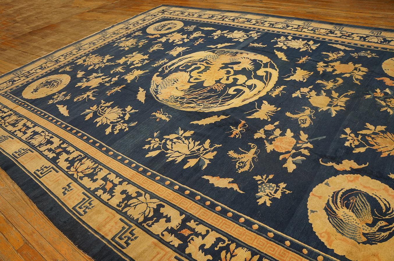Tappeto cinese di Pechino della fine del XIX secolo ( 10' 9''x 14' 3'' - 327 x 434 cm ) in vendita 1