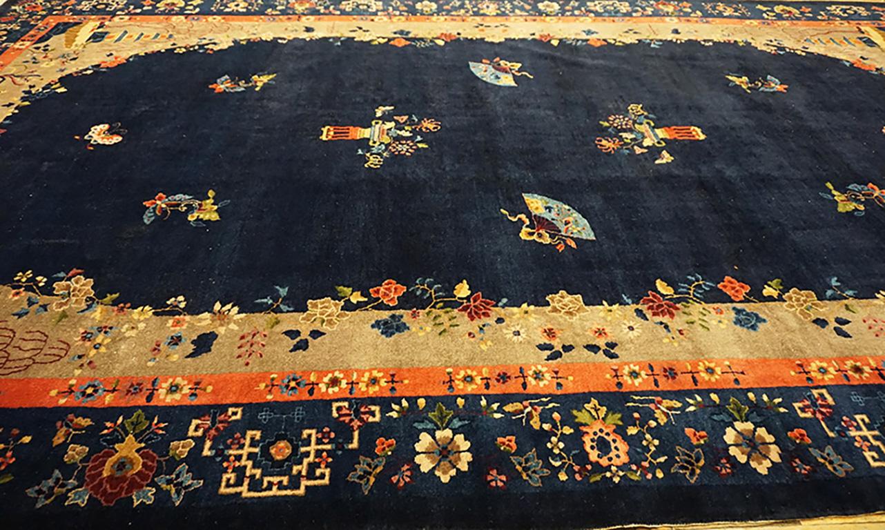 Tapis chinois de Pékin des années 1920 ( 11' x 19' - 335 x 580 ) en vente 3