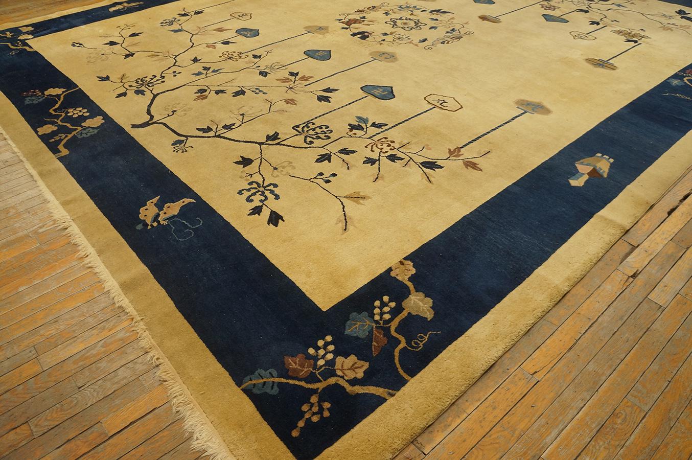 Early 20th Century Chinese Peking Carpet ( 11' 10'' x 14' 6'' - 360 x 442 cm ) For Sale 3