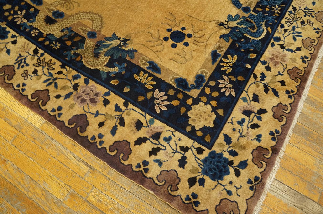 Tappeto con drago di Pechino dei primi del Novecento ( 11'4''x 15'6'' - 345 x 472 ) in vendita 2