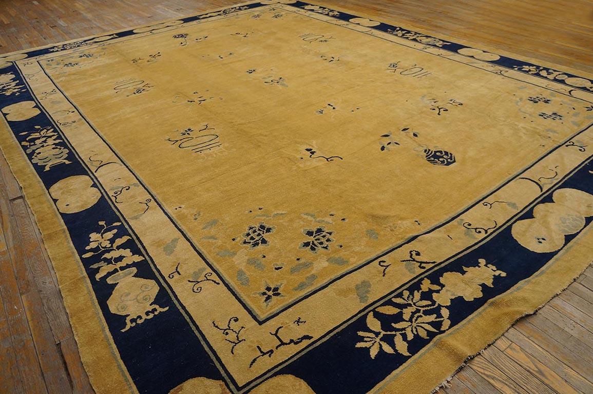 Chinois Tapis chinois de Pékin de la fin du XIXe siècle (94,44 x 38,1 cm) en vente