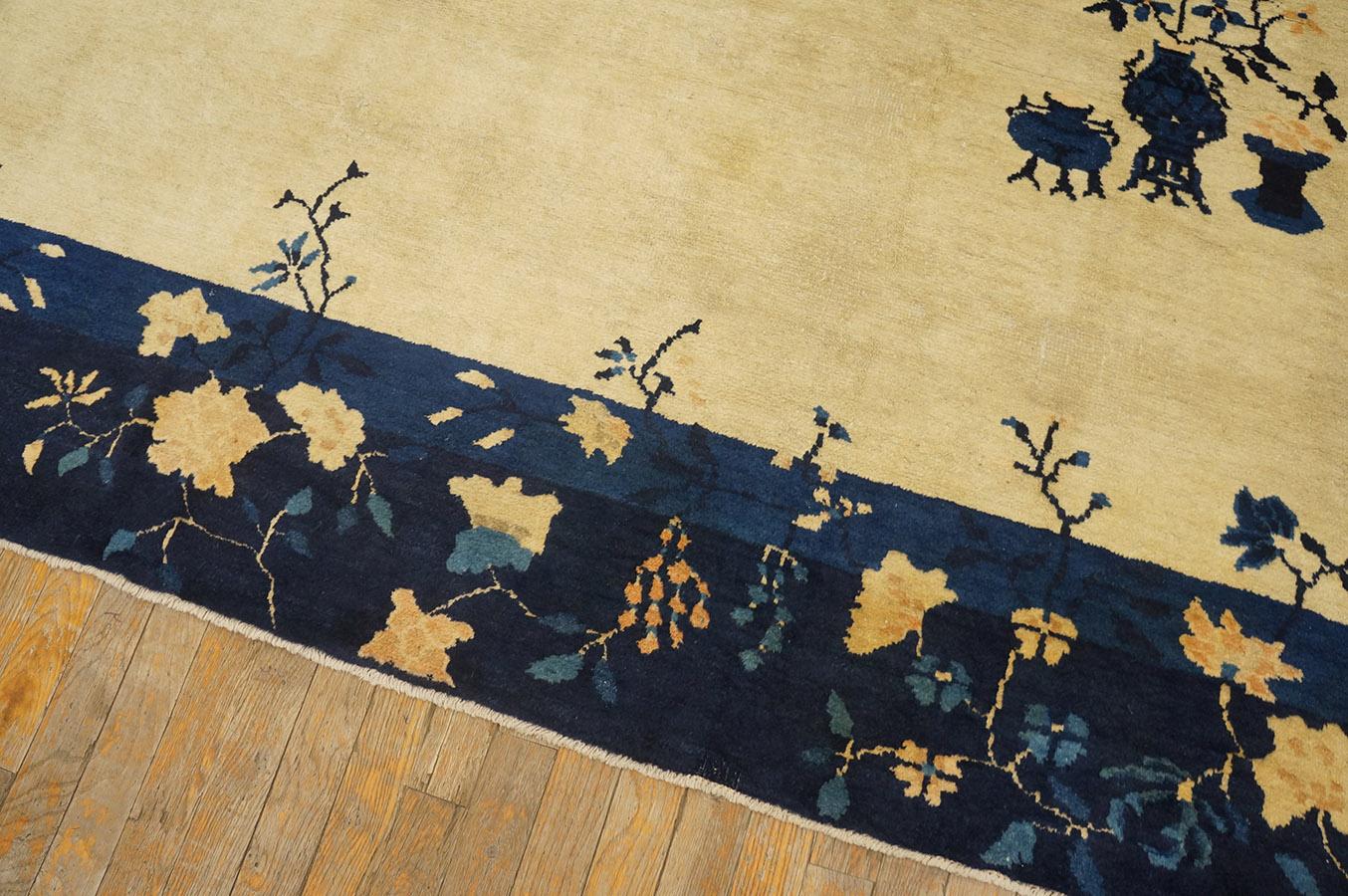 Chinois Tapis chinois de Pékin du début du 20ème siècle ( 11'' x 15'' - 335 x 457 ) en vente