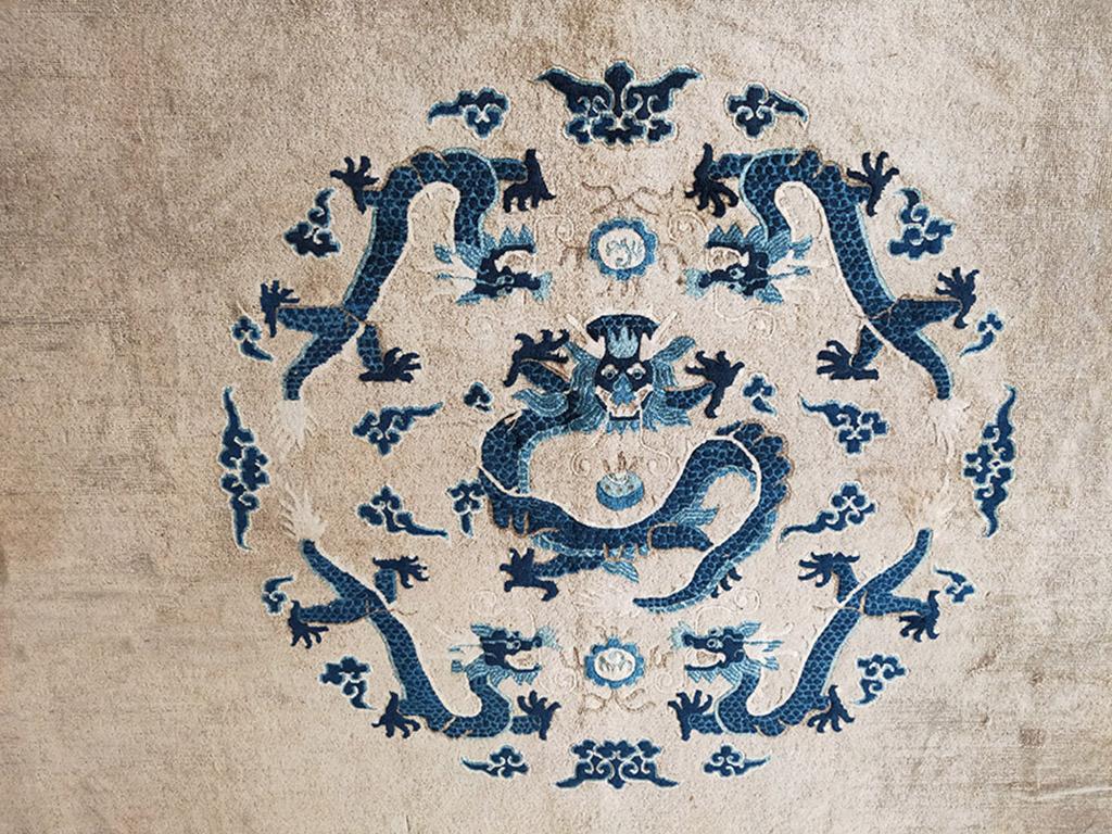 Noué à la main Tapis chinois ancien de Pékin de 2,69 m x 3,68 m en vente