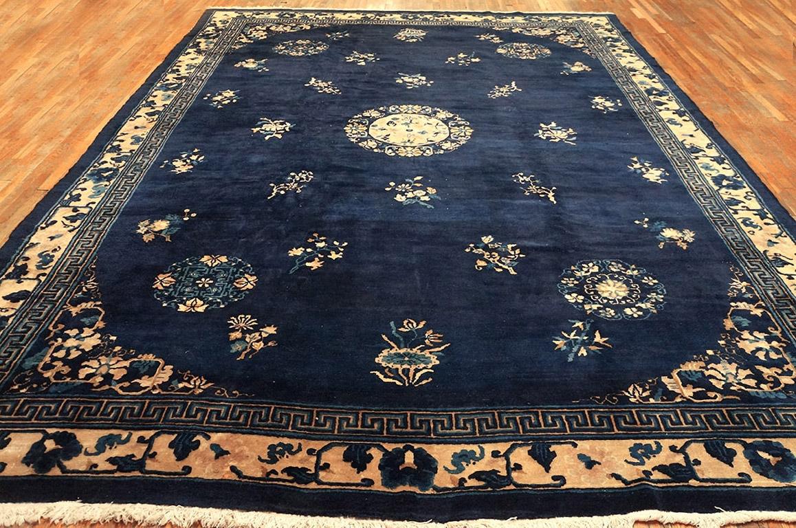 Antique Chinese Peking rug. Size: 11'3