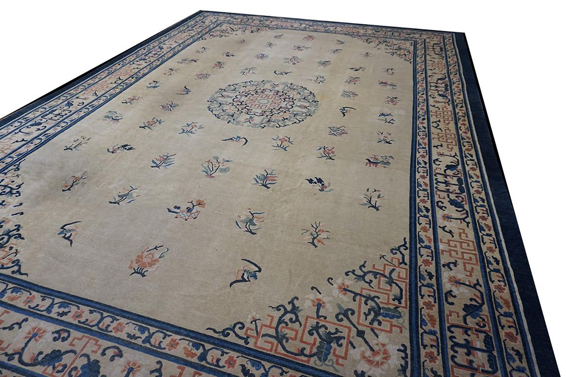 Early 20th Century Chinese Peking Carpet ( 12' x 17' 6'' - 366 x 533 ) In Good Condition For Sale In New York, NY