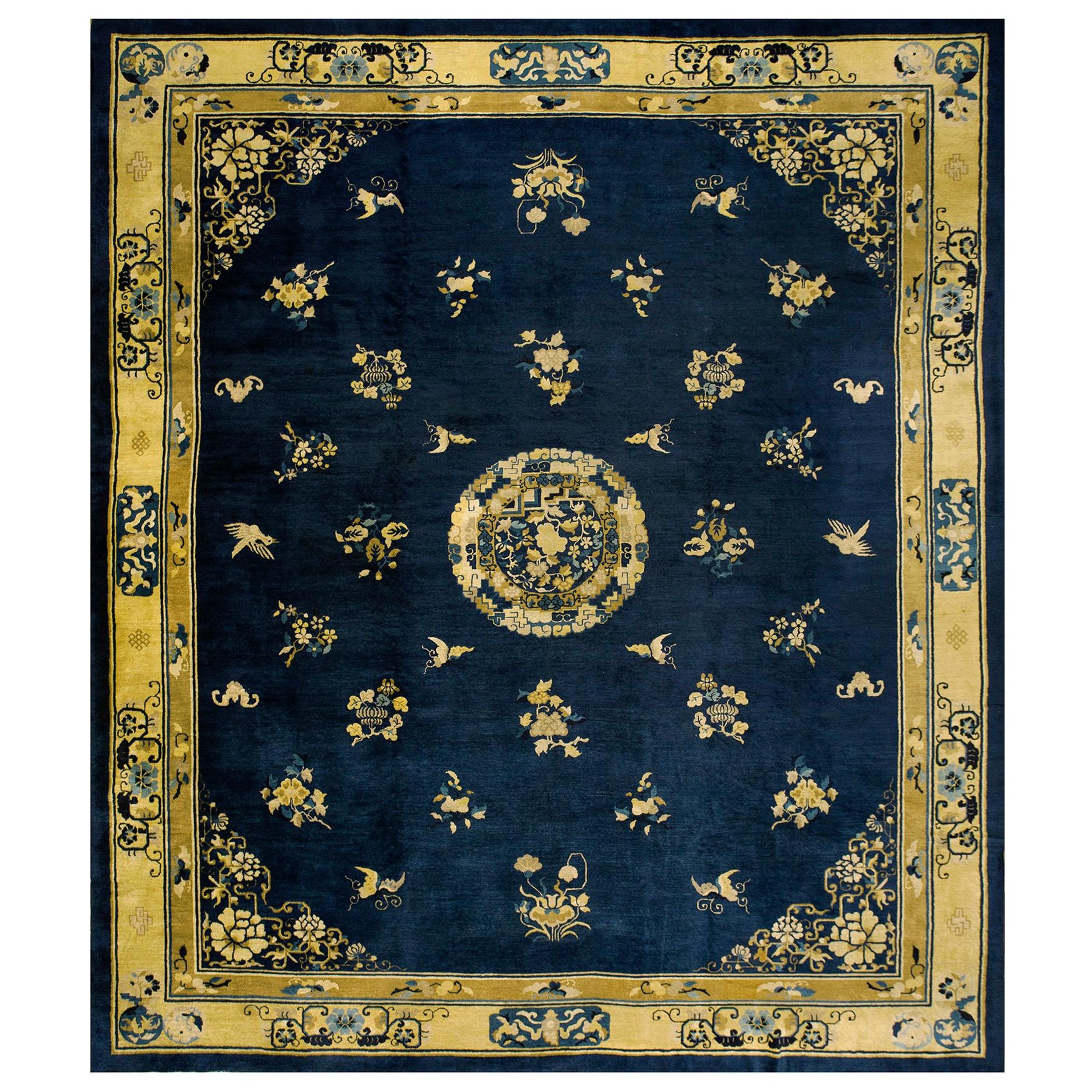 Tapis chinois pékinois ancien de 12' 6'' x 14' 4''