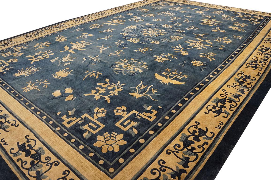 Wool 19th Century Chinese Peking Carpet ( 12'6'' x 18' -380 x 550 )  For Sale