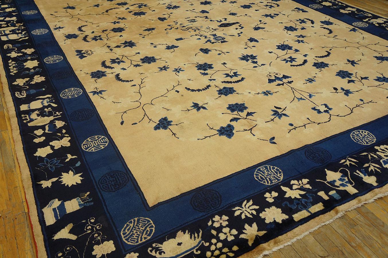 Early 20th Century Chinese Peking Carpet ( 12' x 15' - 365 x 458 ) In Good Condition For Sale In New York, NY