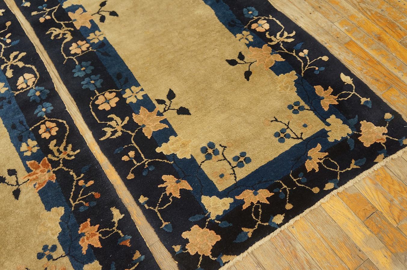 Antique Chinese Peking Rug 2' 6'' x 4' 9''  For Sale 5