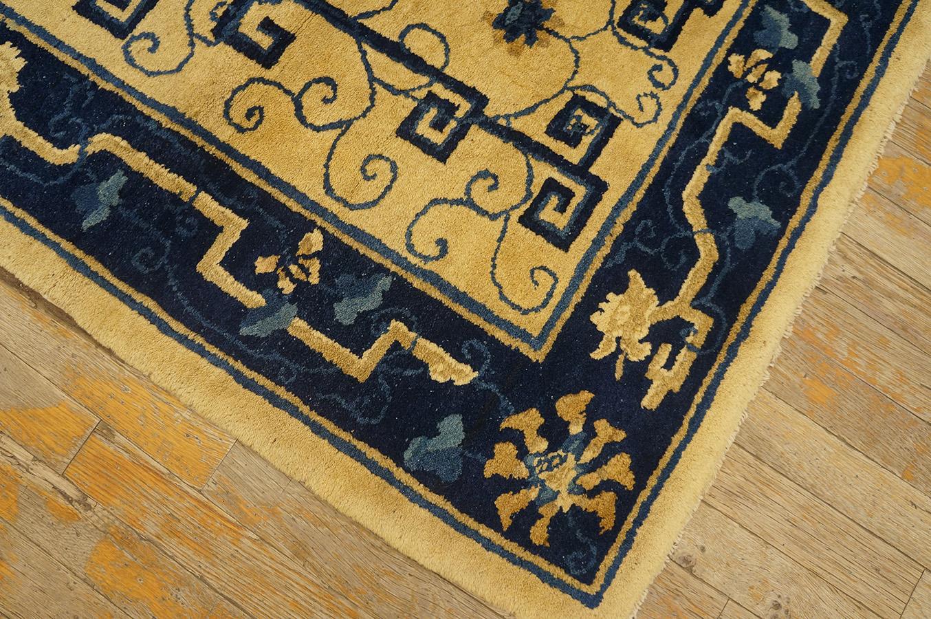 Antique Chinese Peking Rug 3' 0'' x 5' 10'' For Sale 3