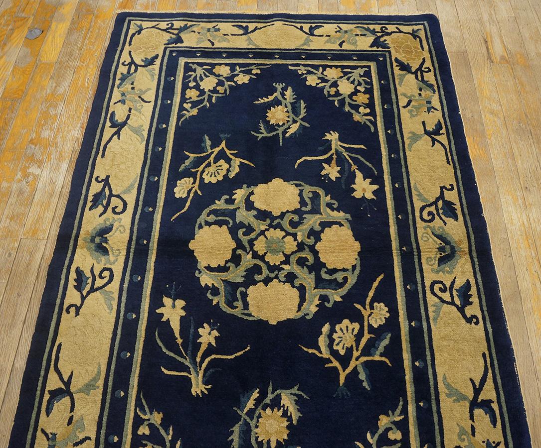 Antique Chinese Peking Rug 3' 0''x 4' 10'' For Sale 2