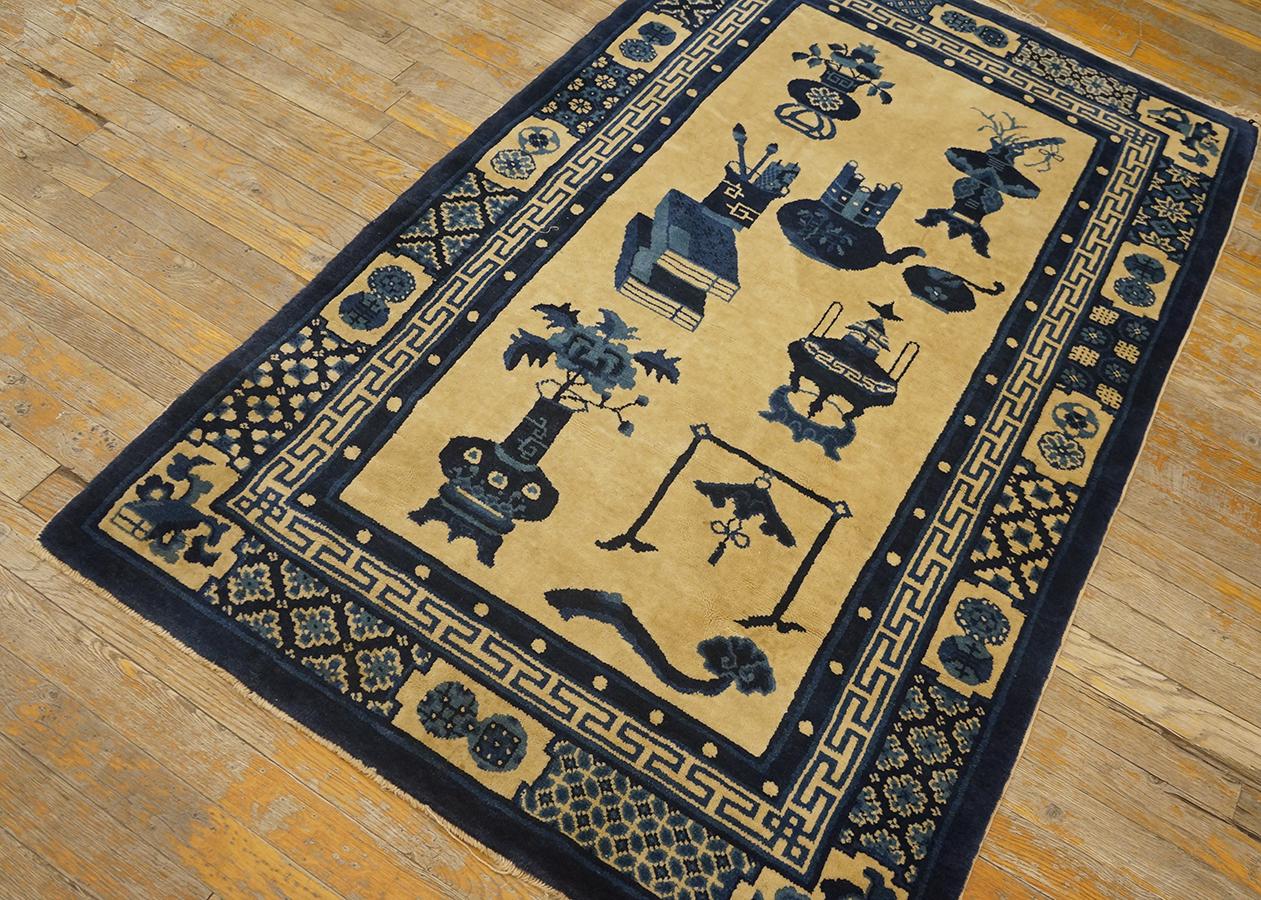 Wool Early 20th Century N. Chinese Baotou 100 Antiques Carpet ( 3' x 5' - 91 x 152 ) For Sale
