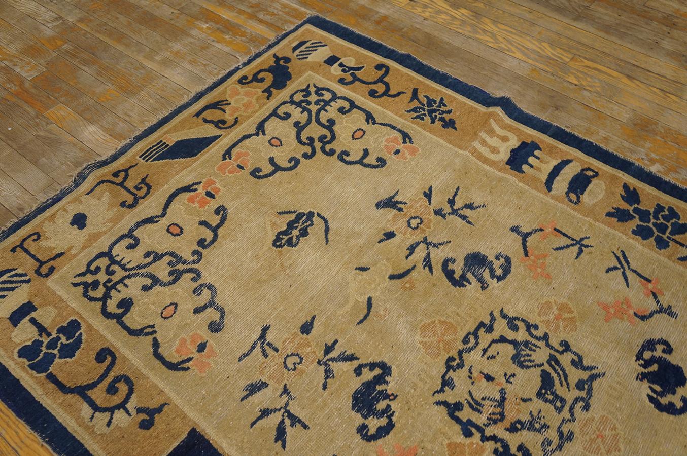 Early 20th Century Chinese Peking Rug ( 4' x 6'8