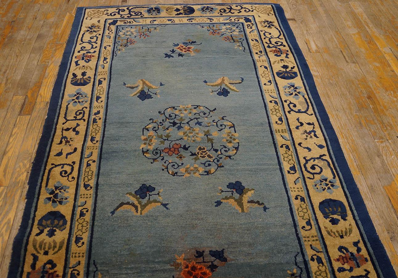 1920s Chinese Peking Carpet  (4' x 6' 9'' - 122 x 206 cm ) In Good Condition For Sale In New York, NY