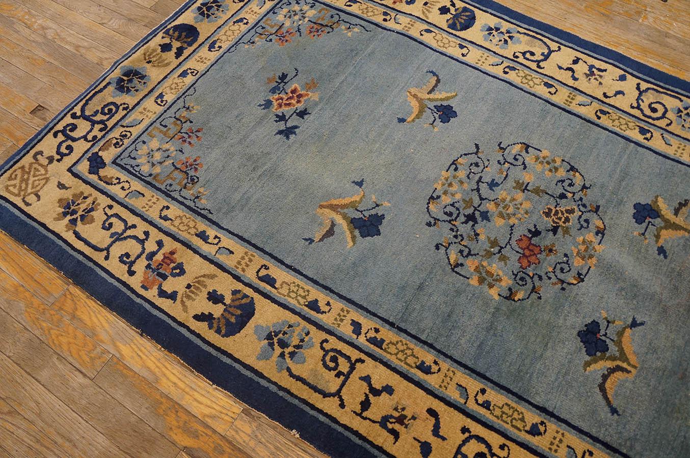 1920s Chinese Peking Carpet  (4' x 6' 9'' - 122 x 206 cm ) For Sale 2
