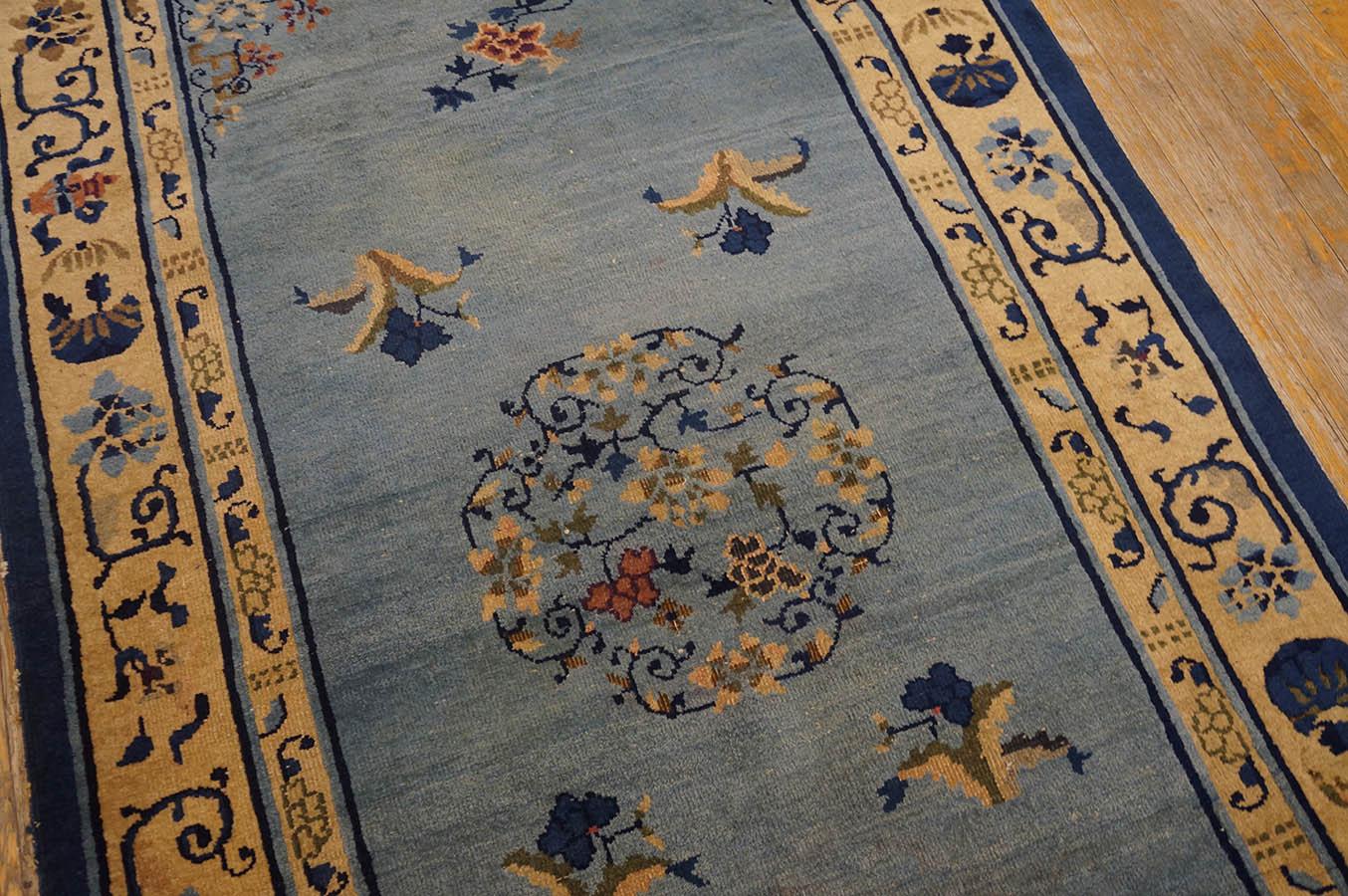 1920s Chinese Peking Carpet  (4' x 6' 9'' - 122 x 206 cm ) For Sale 3