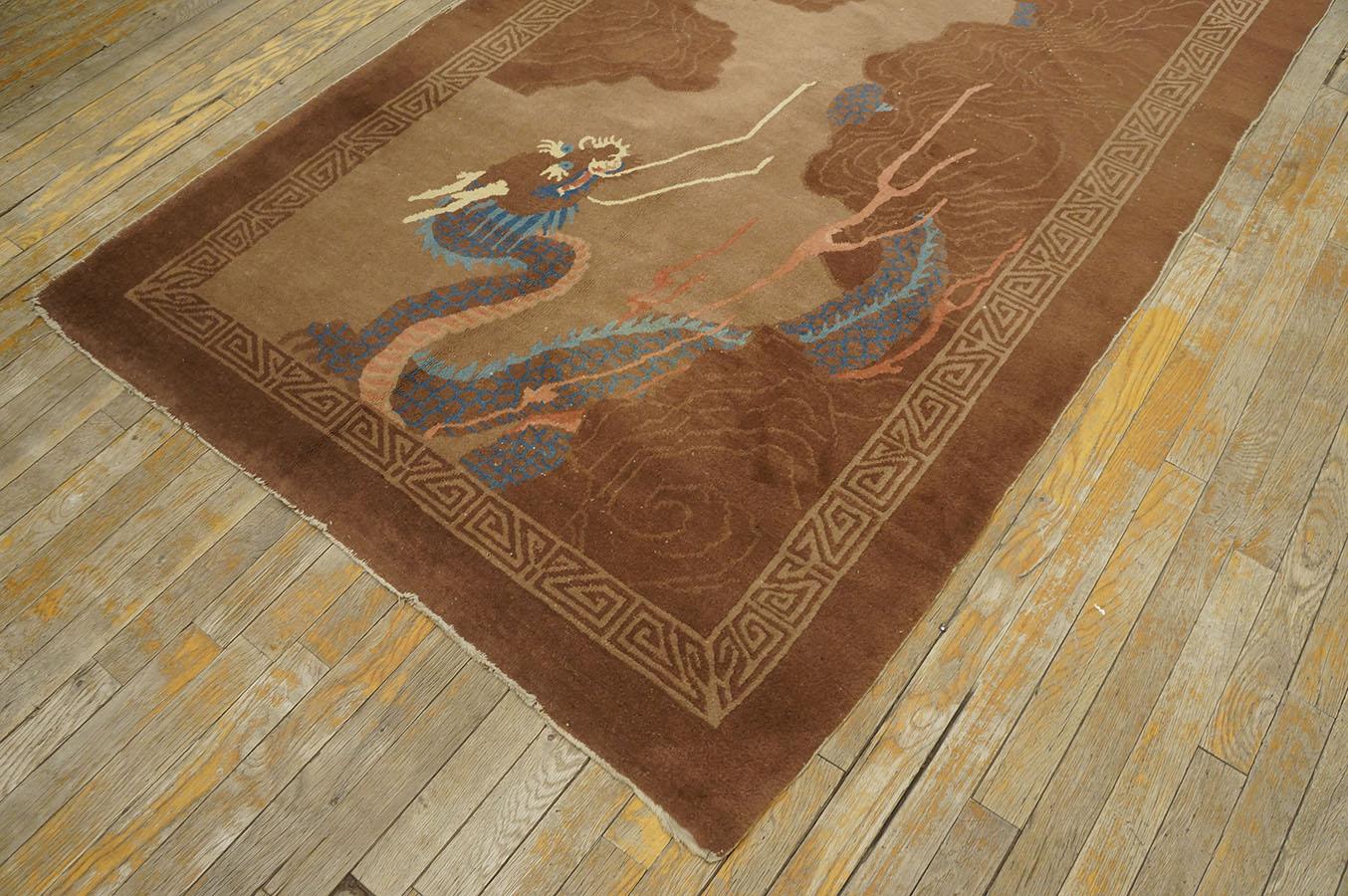 Early 20th Century Chinese Peking Dragon Carpet ( 4' 3'' x 6' 9'' - 130 x 205 ) In Good Condition For Sale In New York, NY