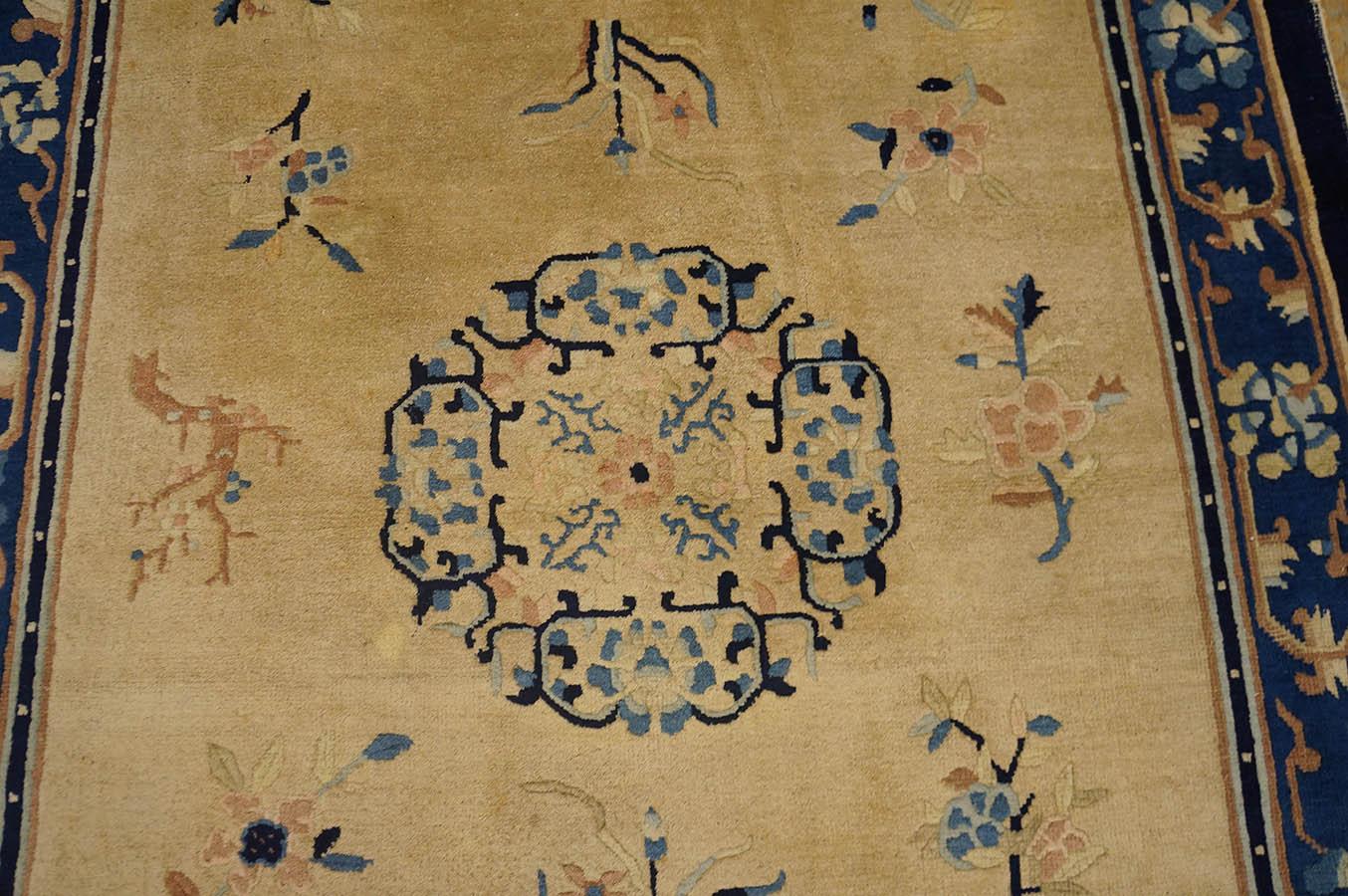 Chinesischer Peking-Teppich des späten 19. Jahrhunderts ( 4' 6'' x 7' 6'' - 137 x 2528 cm) im Angebot 3