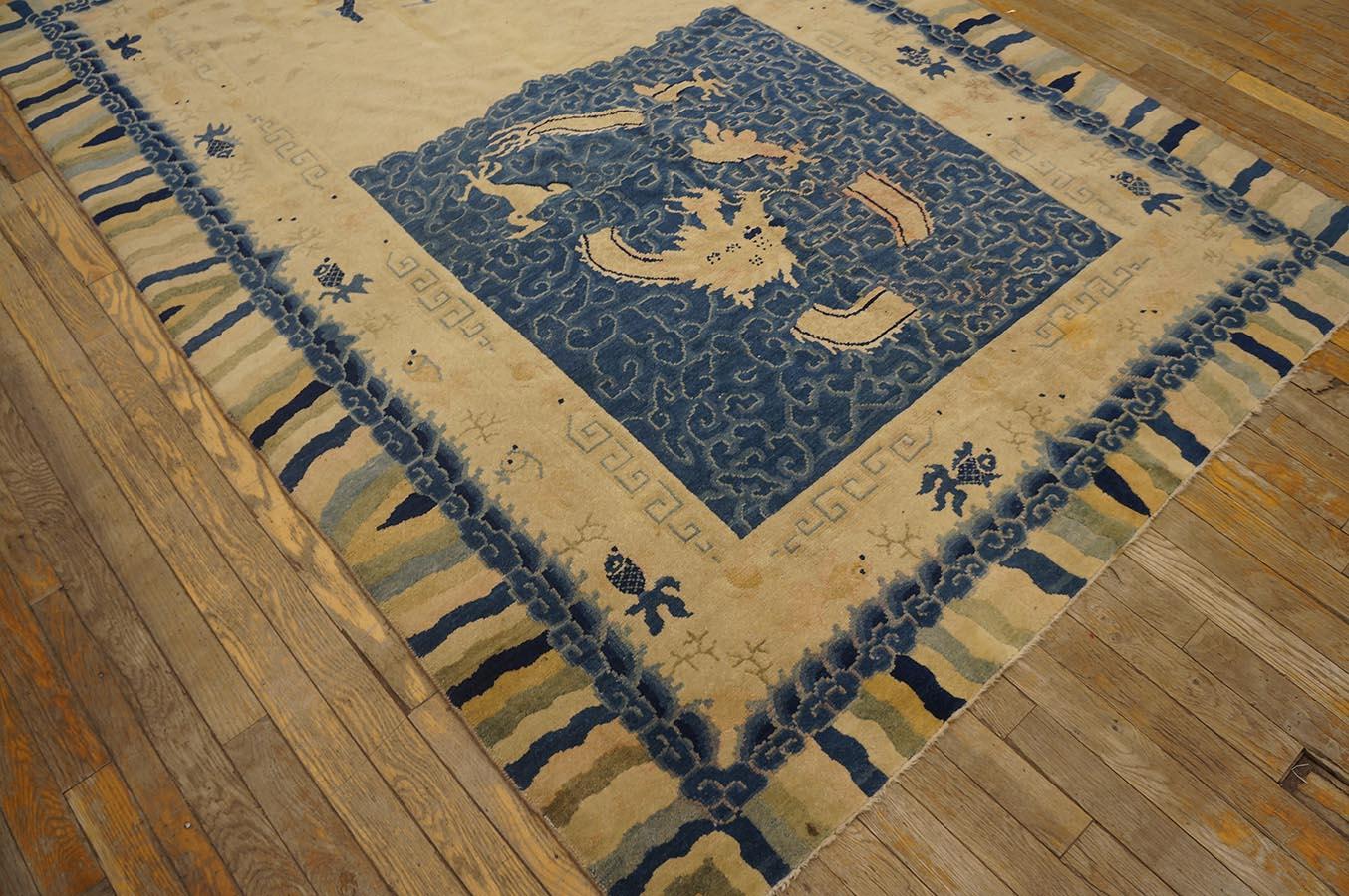 Tapis chinois de la fin du 19e siècle avec dragon de Pékin ( 5' x 7'8